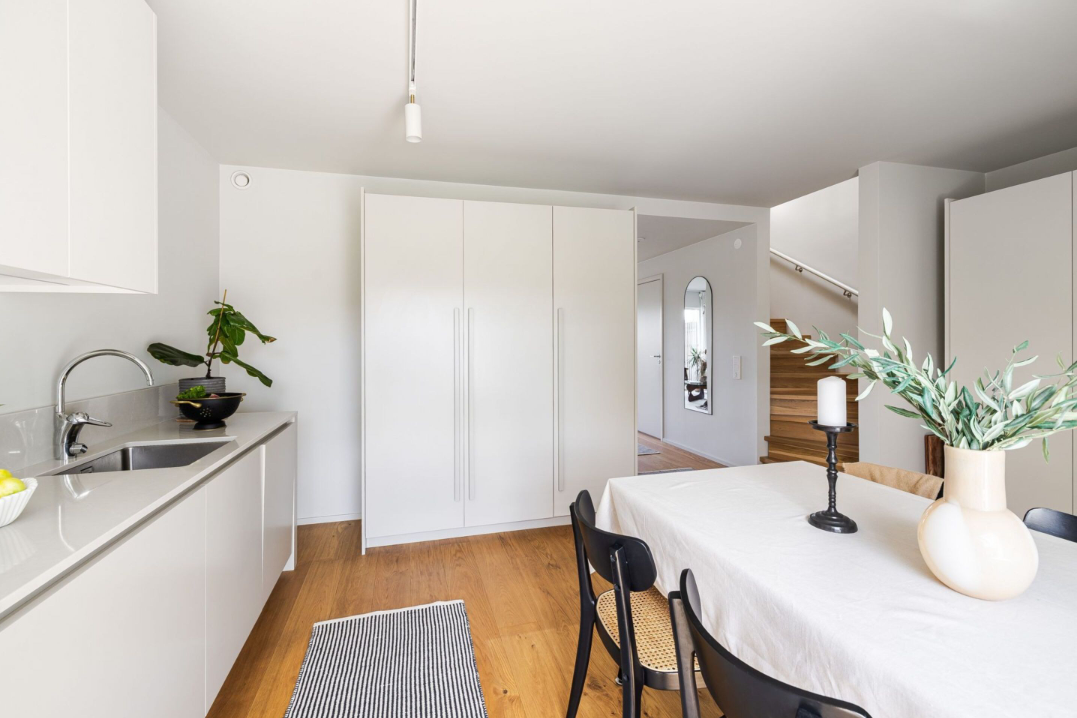 Hus – Eskilstuna, Stenby, Mesta - Bild 2