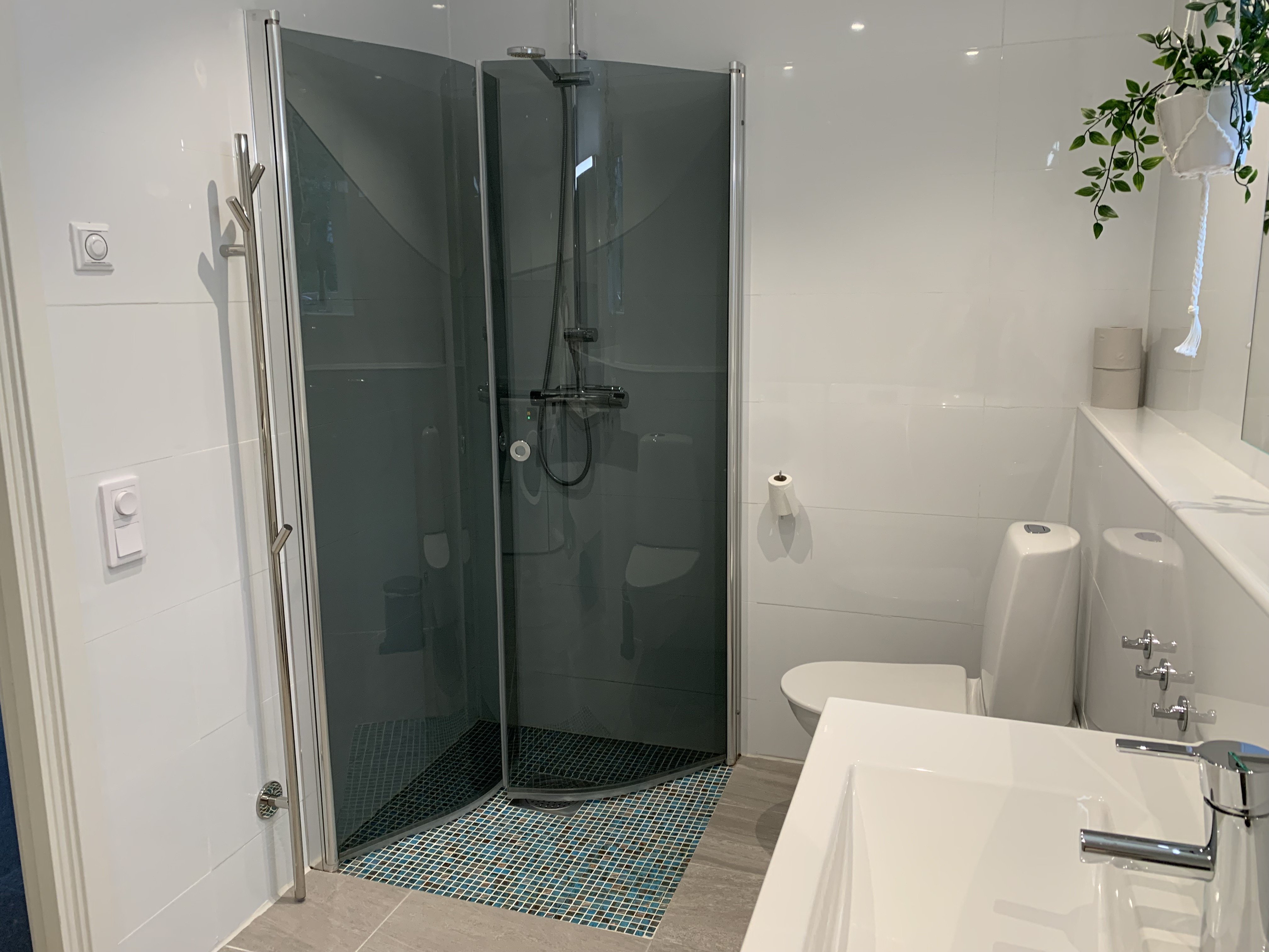 3 rok · 84 m² i Stora Höga – bild 7