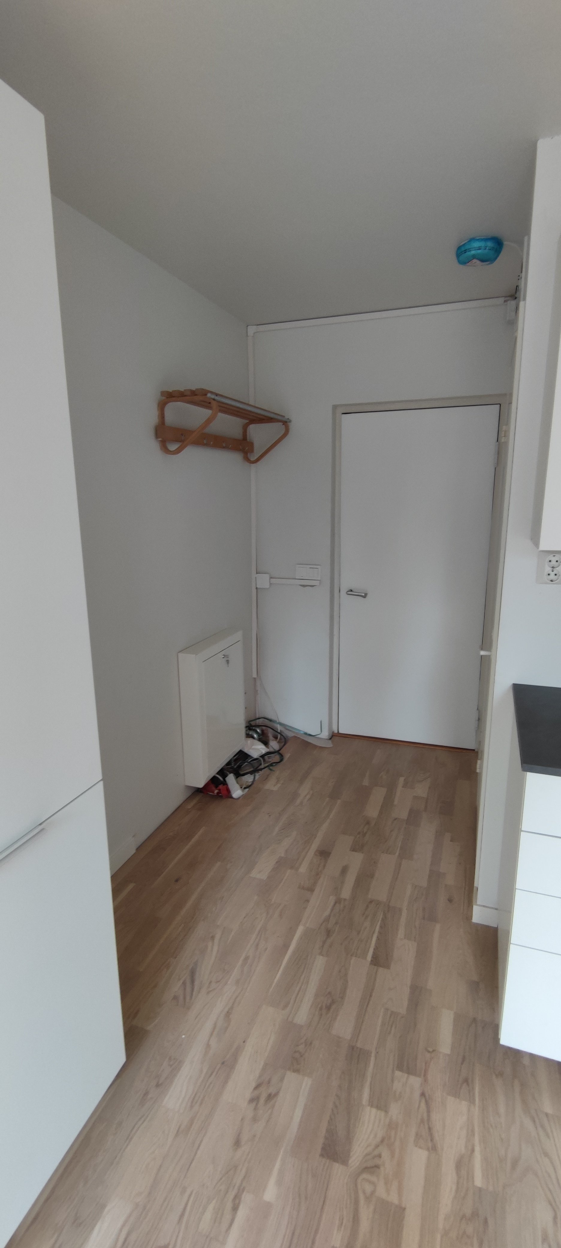 Vuokrataan pieni yksiö kylpyhuoneella 2