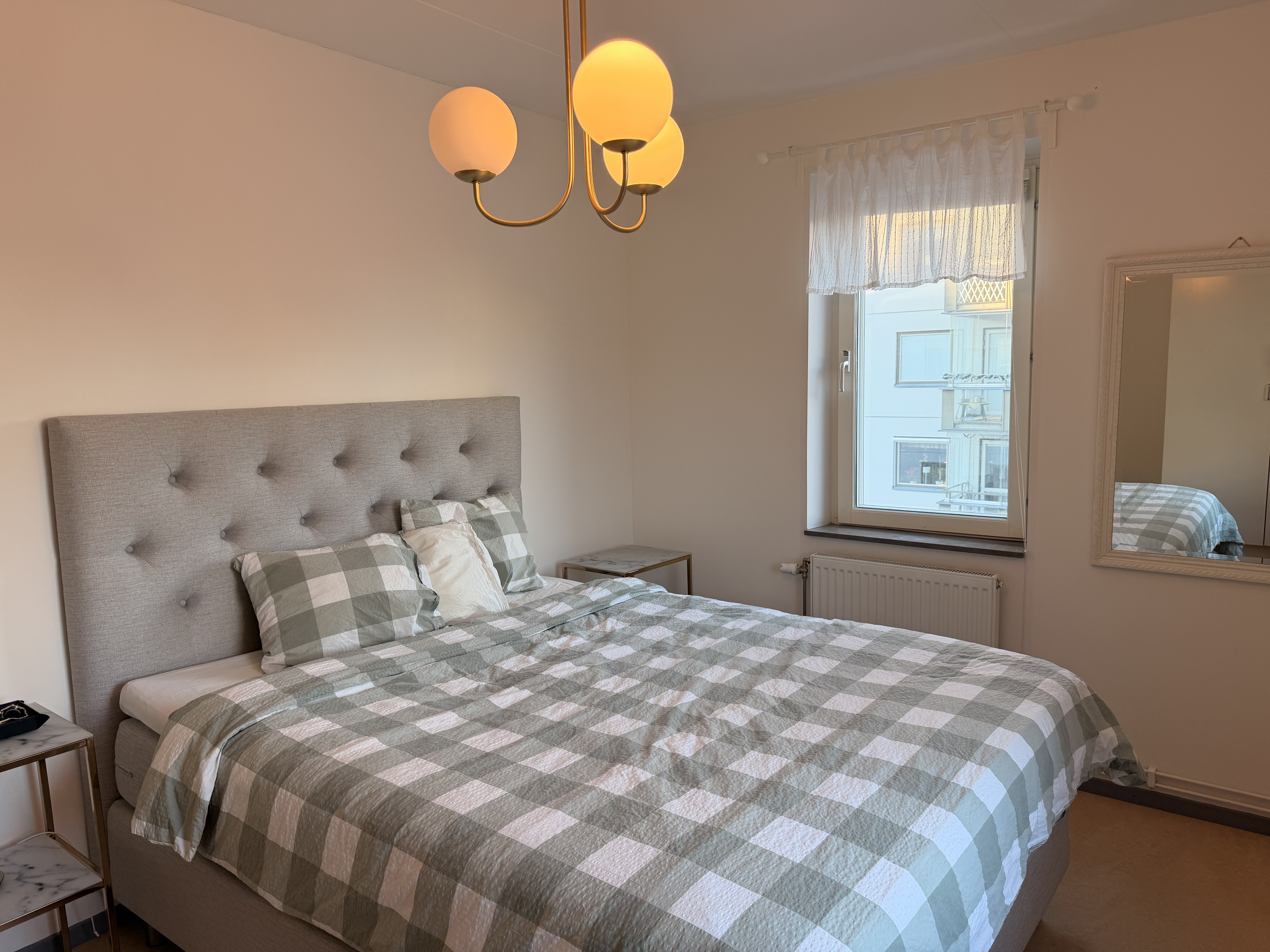 Aprikosgatan, Hässelby