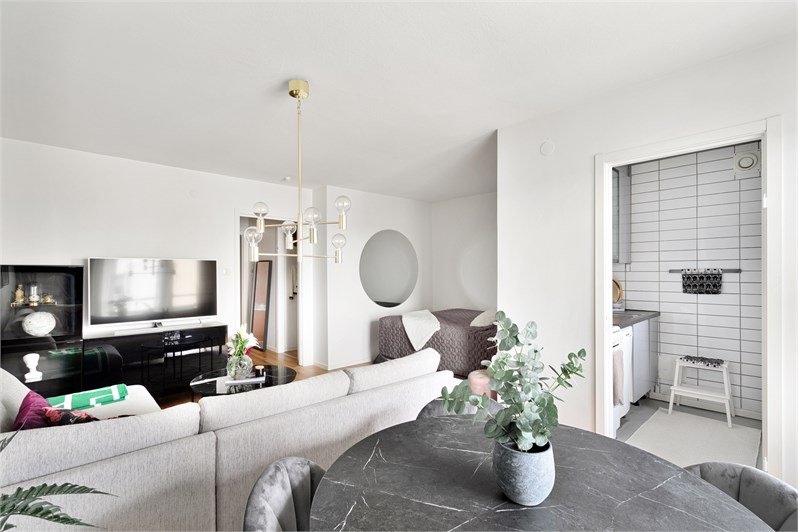 Ångermannagatan, Vällingby — photo 5