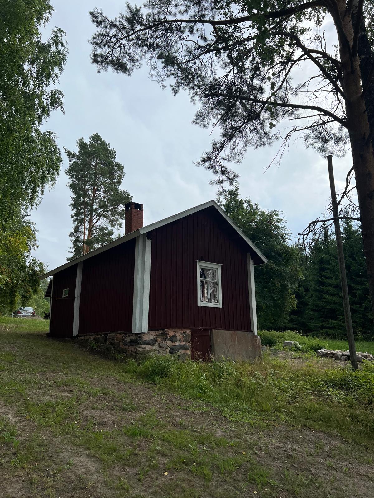 Salonnenäntie 4