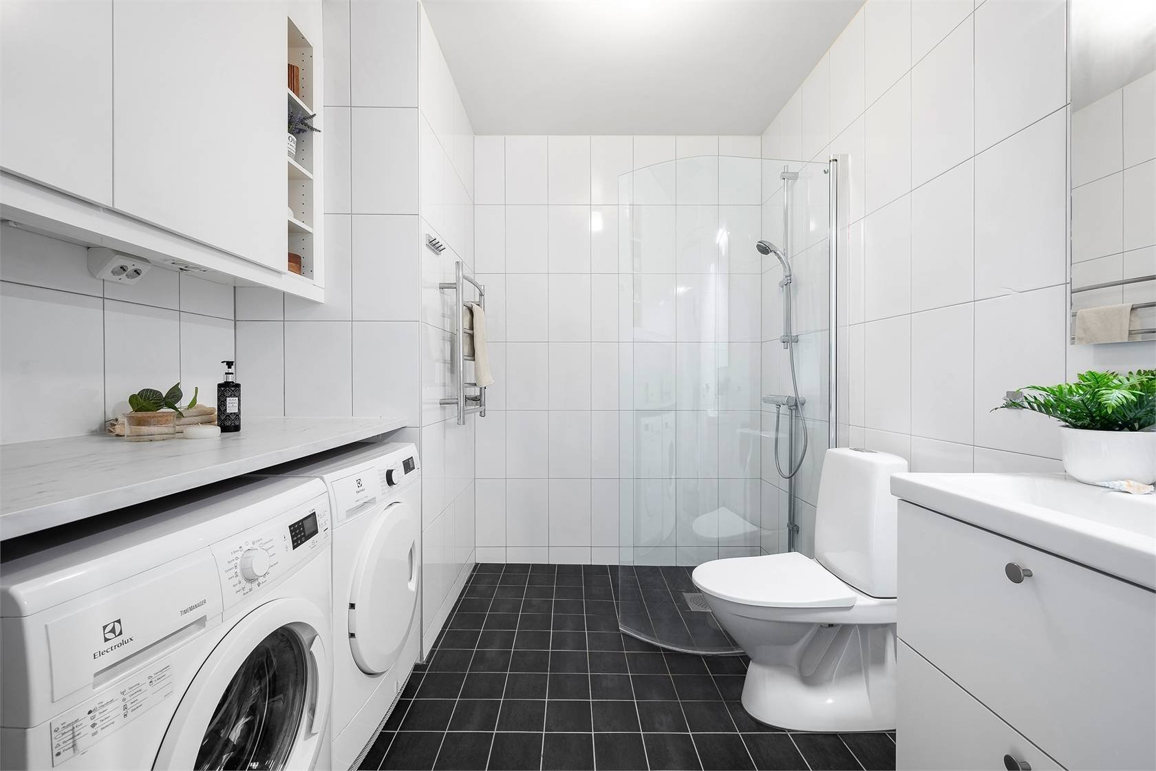 3 rok · 75 m² i Vällingby – bild 7