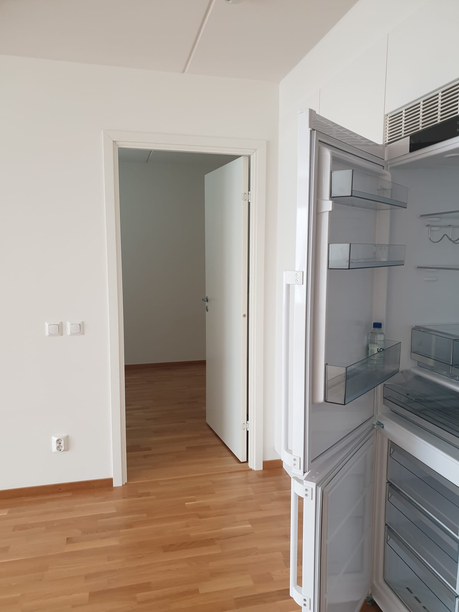 Lägenhet – Upplands Väsby, Väsbyskogen, Vilunda - Bild 4