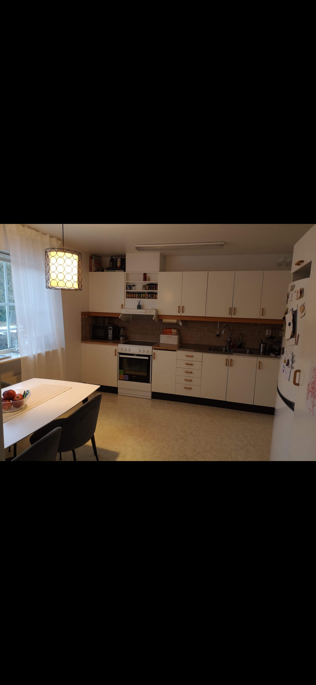 Hus – Götene kommun, Österäng - Fler