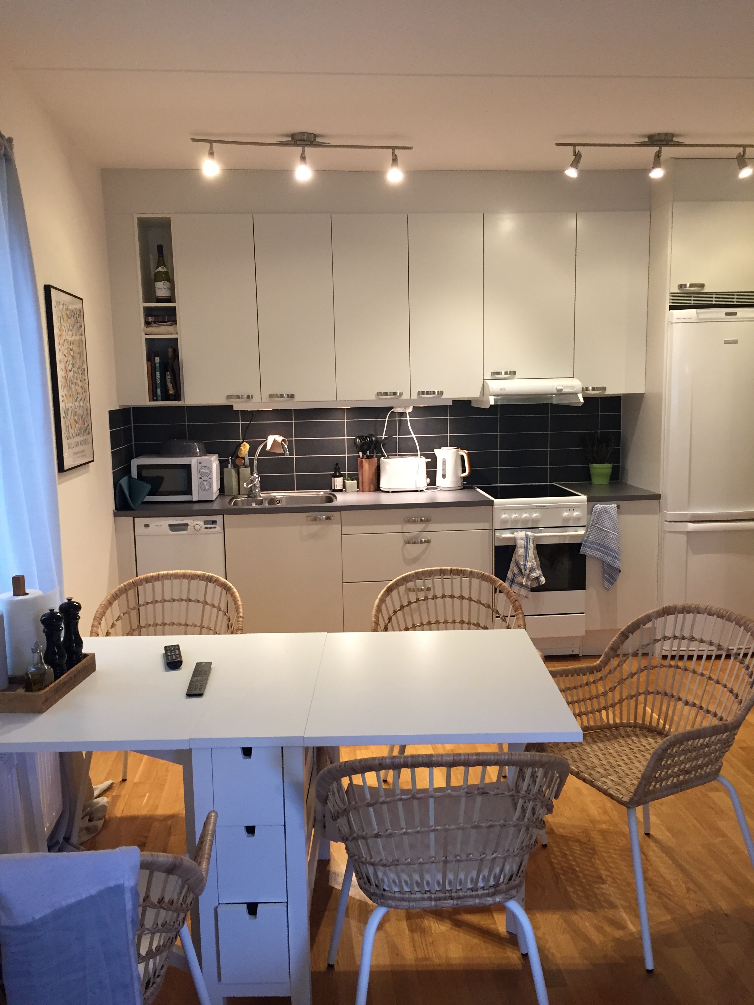 Lägenhet, 1 rooms, 37 sqm, Hässelby