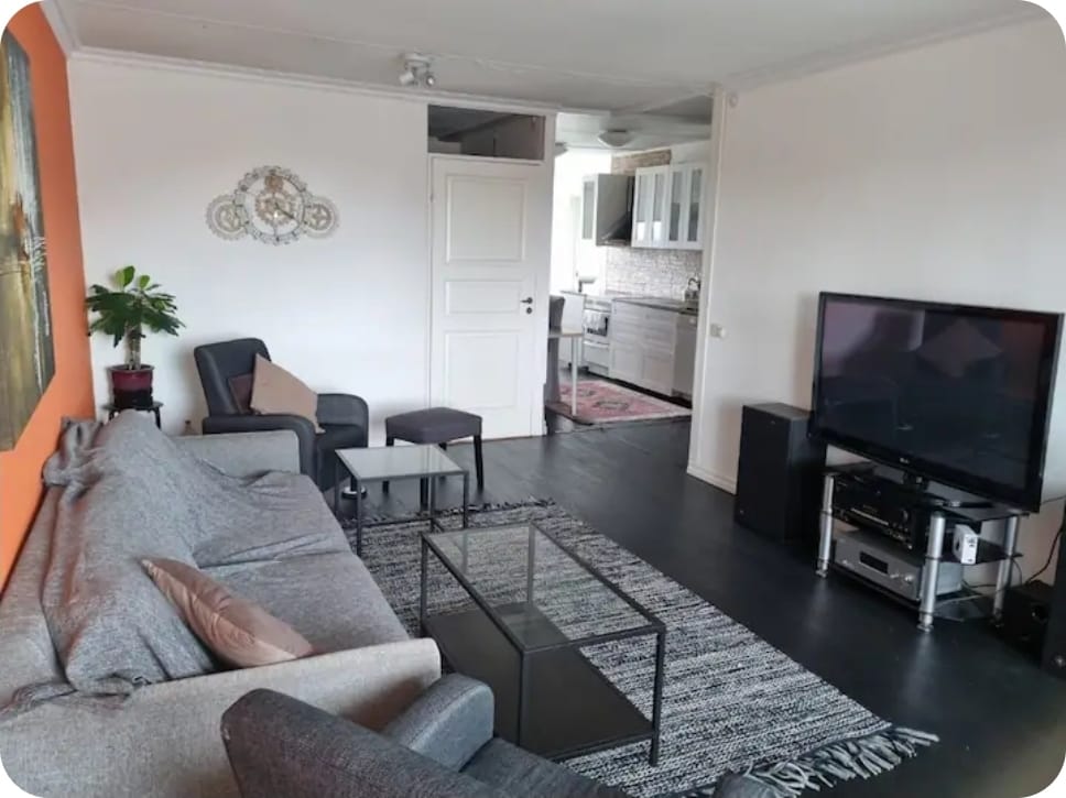 Stavangergatan, Kista — photo 2