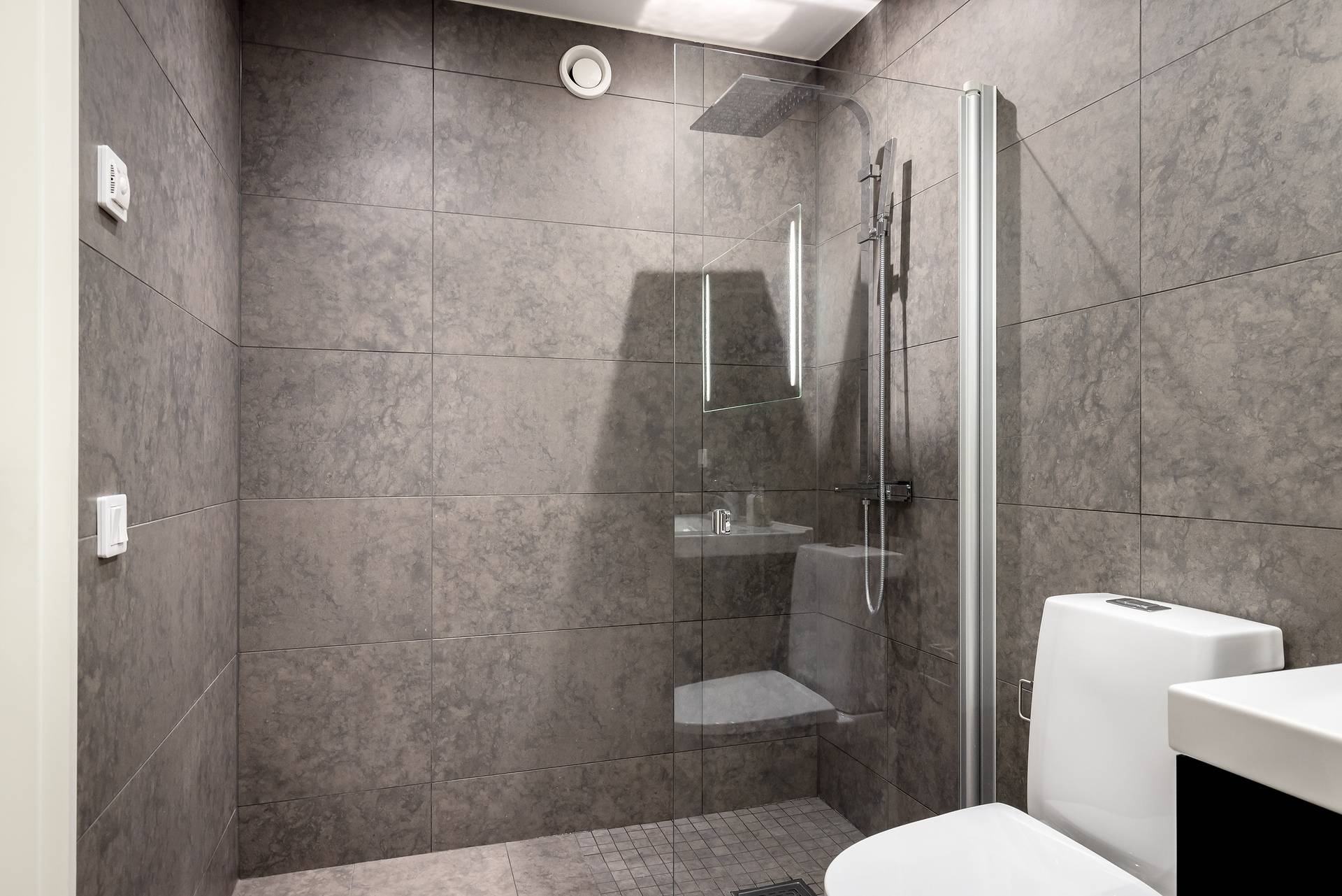 1 rum och kök, Stockholm — 8 000 kr/mån — bild 4