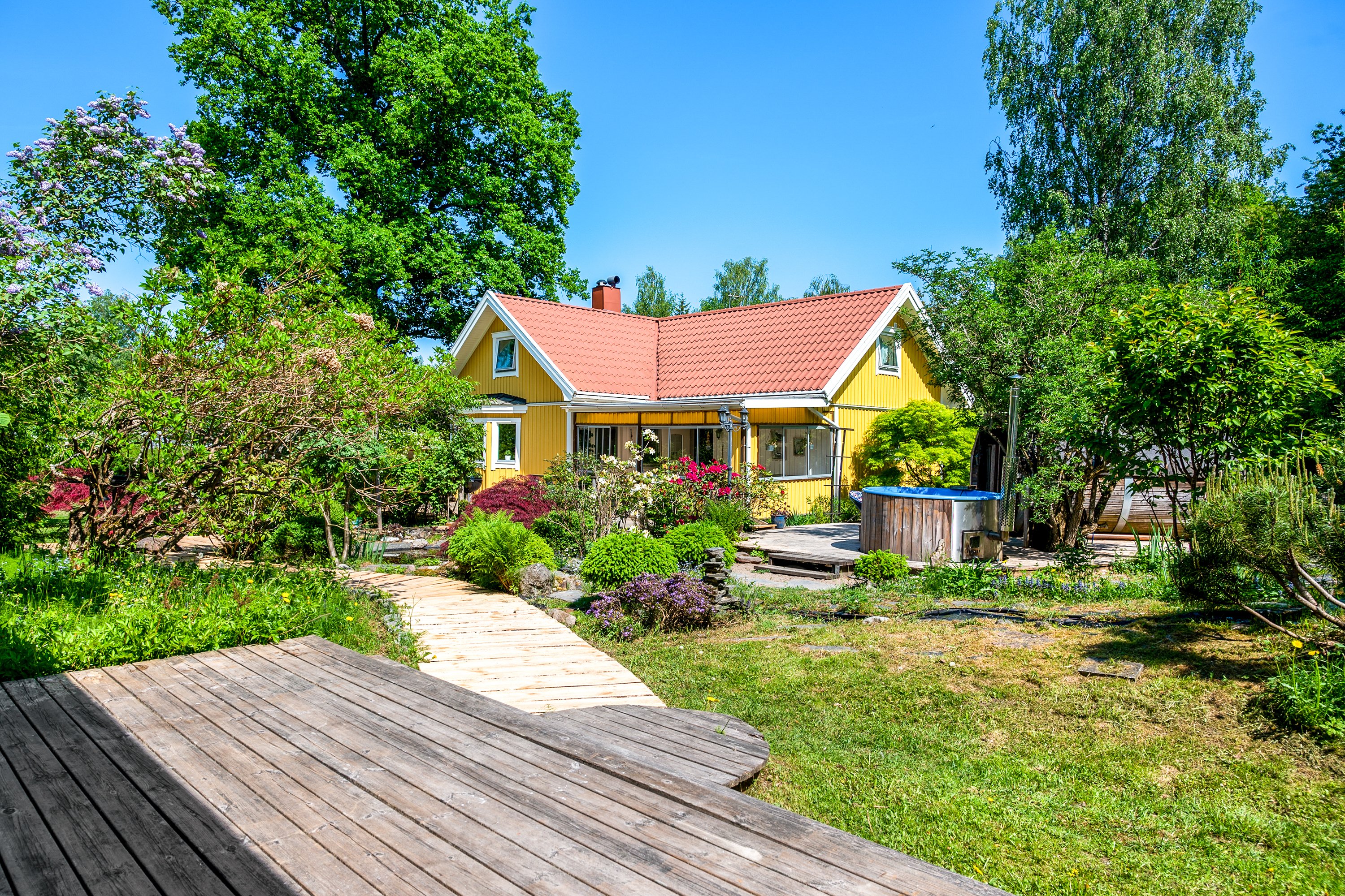 Villa/Hus, 4 rooms, 105 sqm, Södertälje