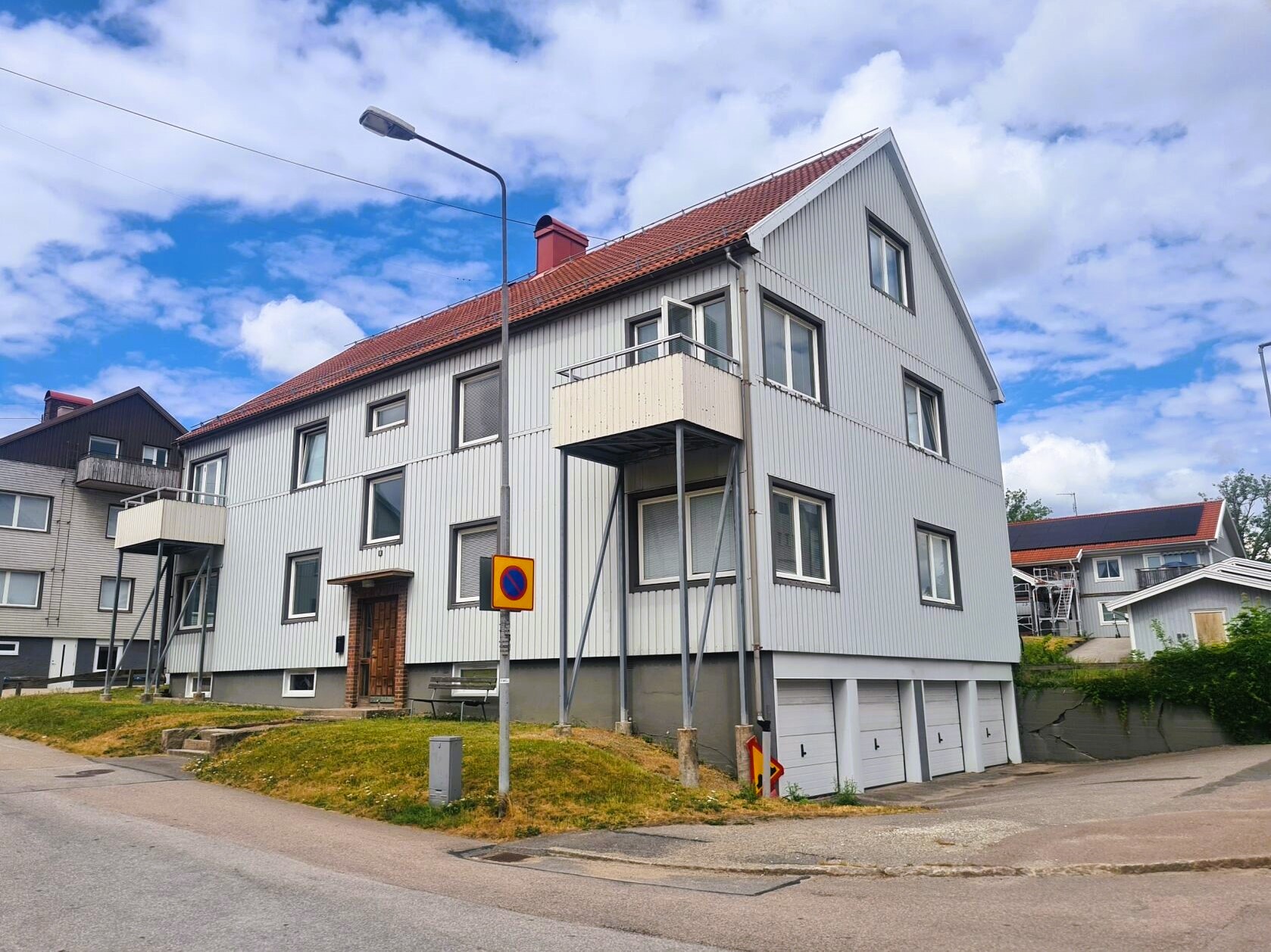 Hallavägen 11