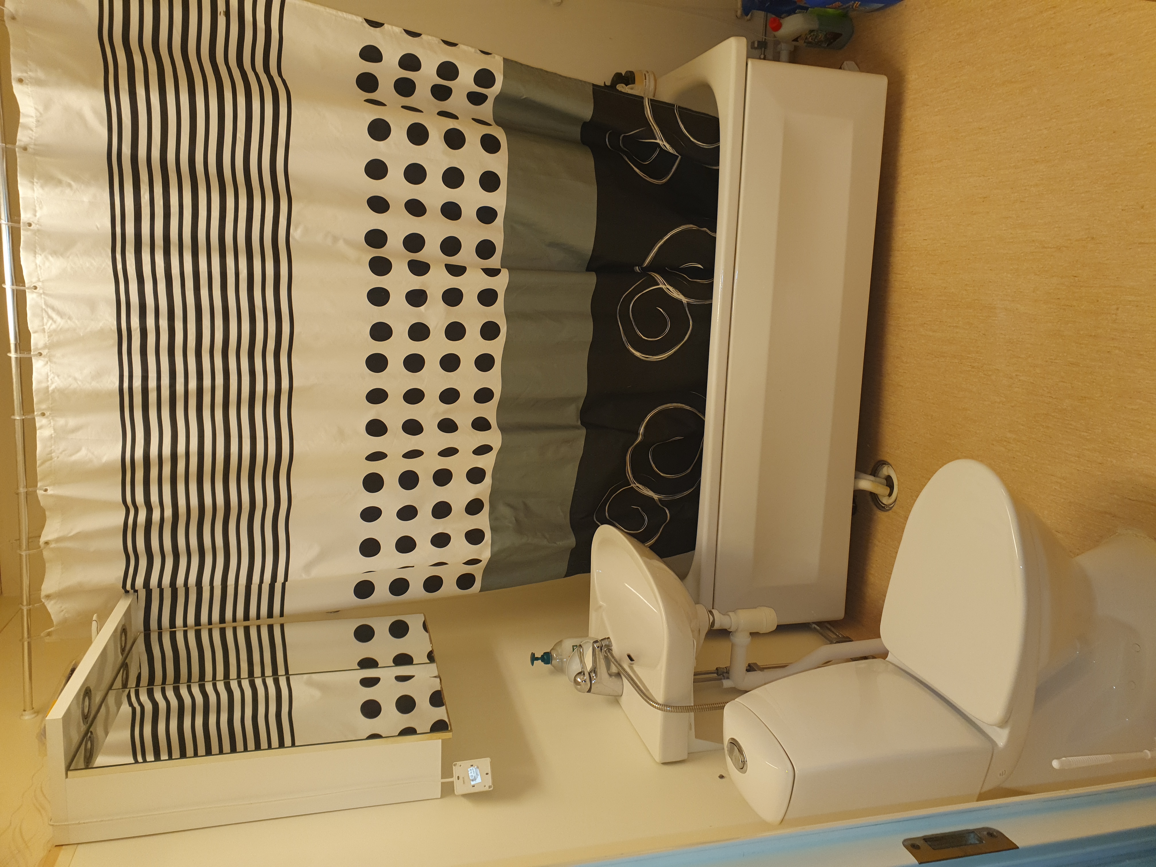 Kaskögatan, Kista — photo 4