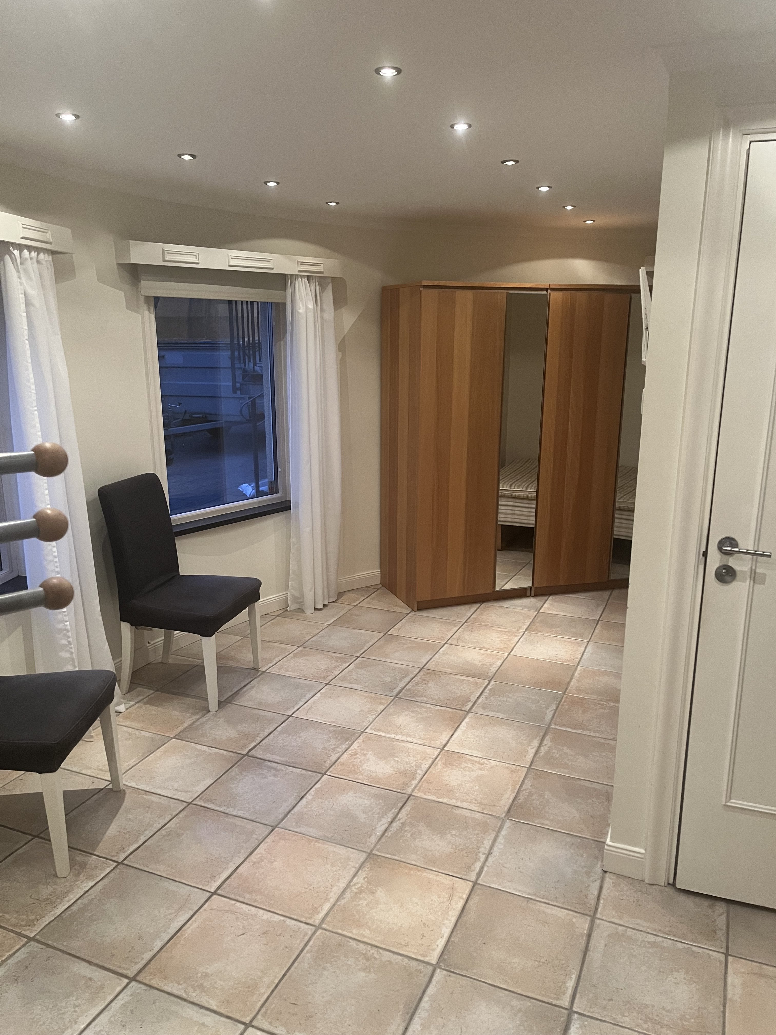 Essinge Högväg, Stockholm — photo 3