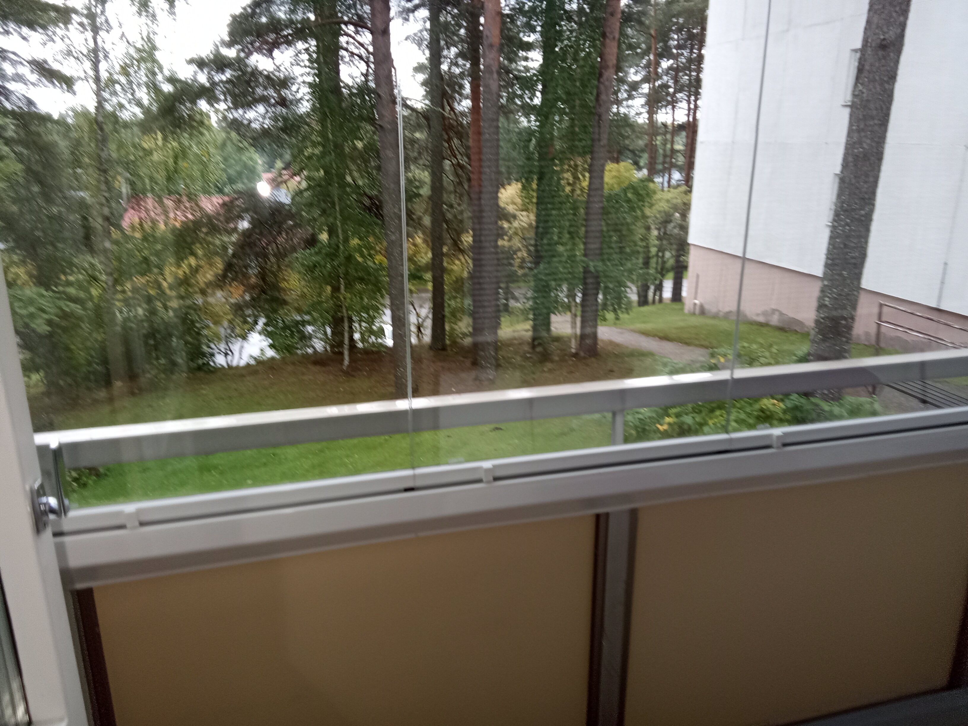 Lauritsalassa kaksio hyvällä sijainnilla 4