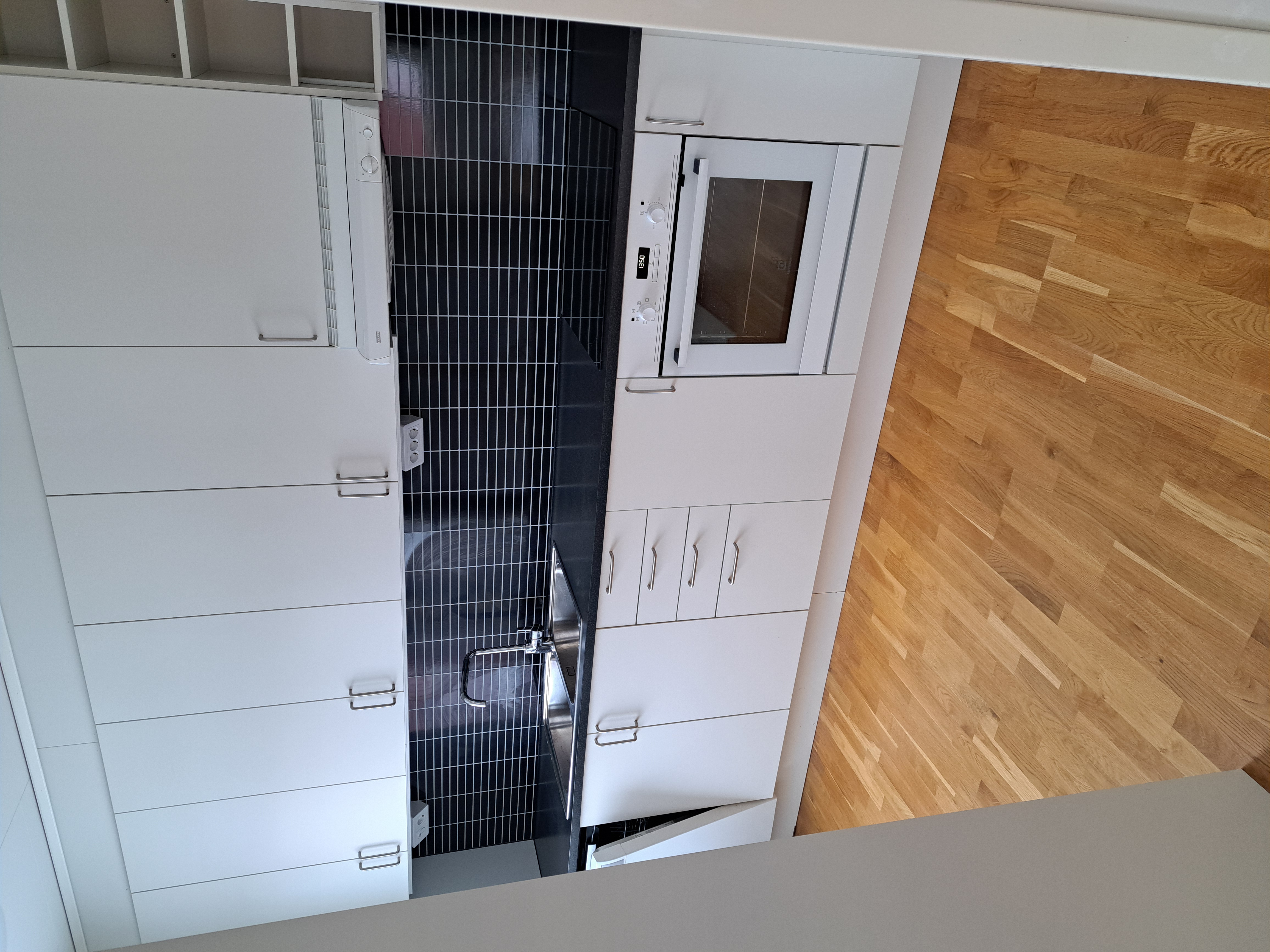 Lägenhet, 3 rooms, 79 sqm, Vara