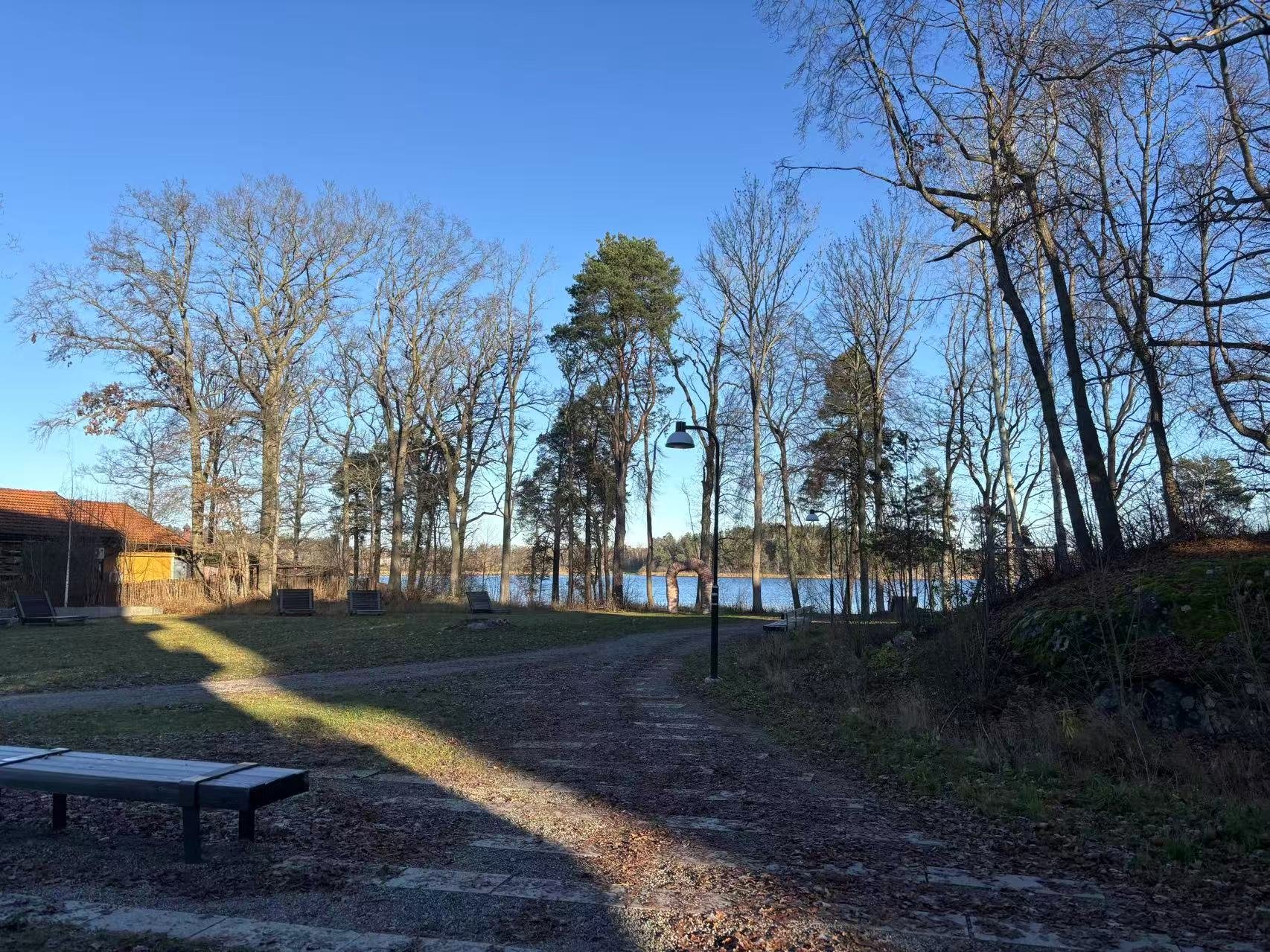 Klockelundsvägen, Farsta