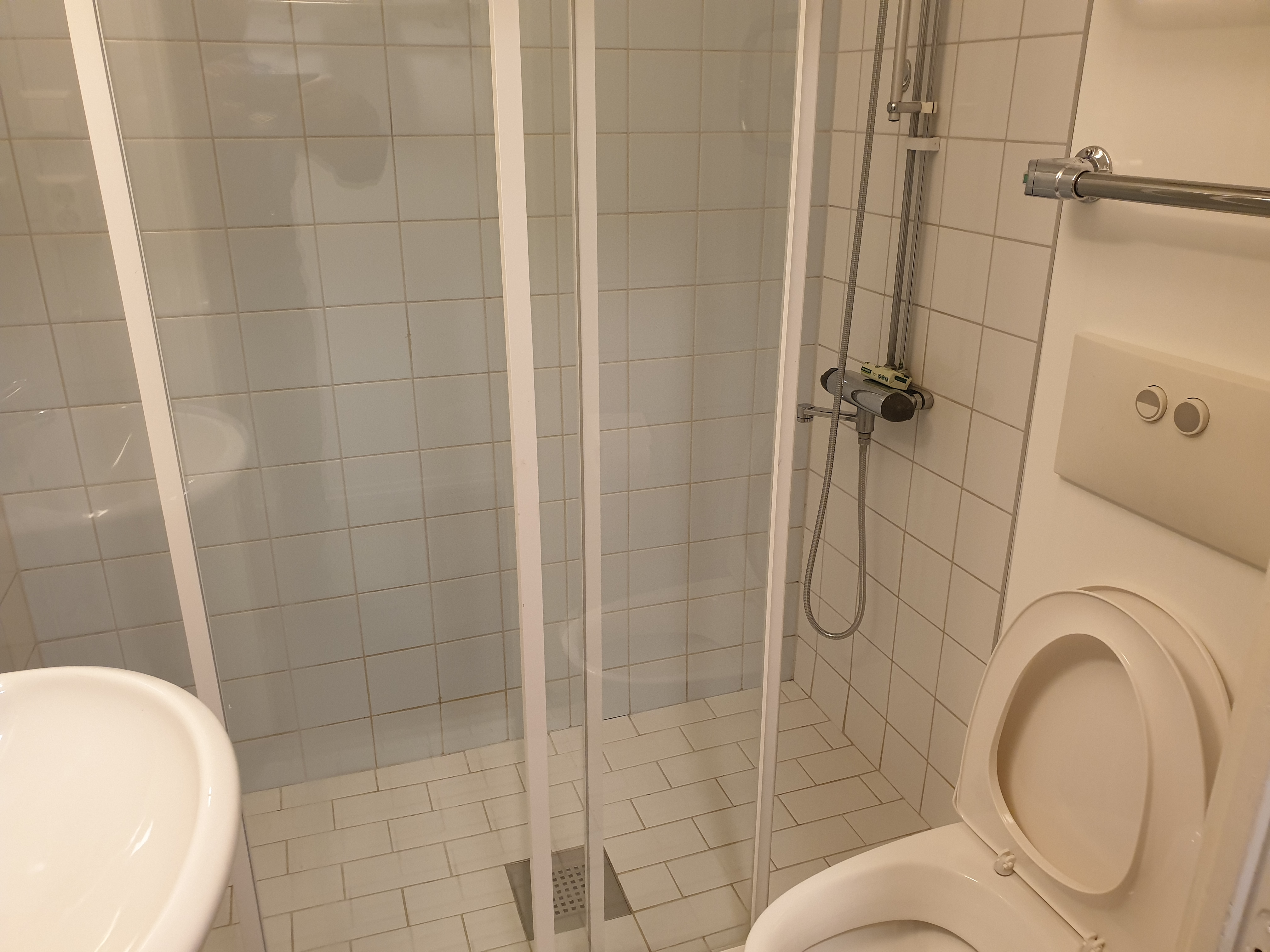 1 rum Stockholm — 5 350 kr/mån | Bostadsögat