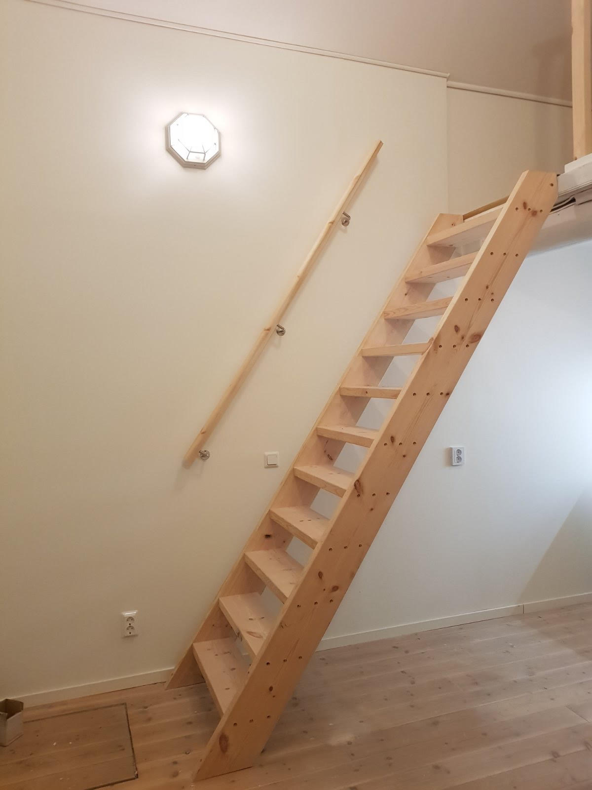 2 rok · 45 m² i Karlholmsbruk – bild 5