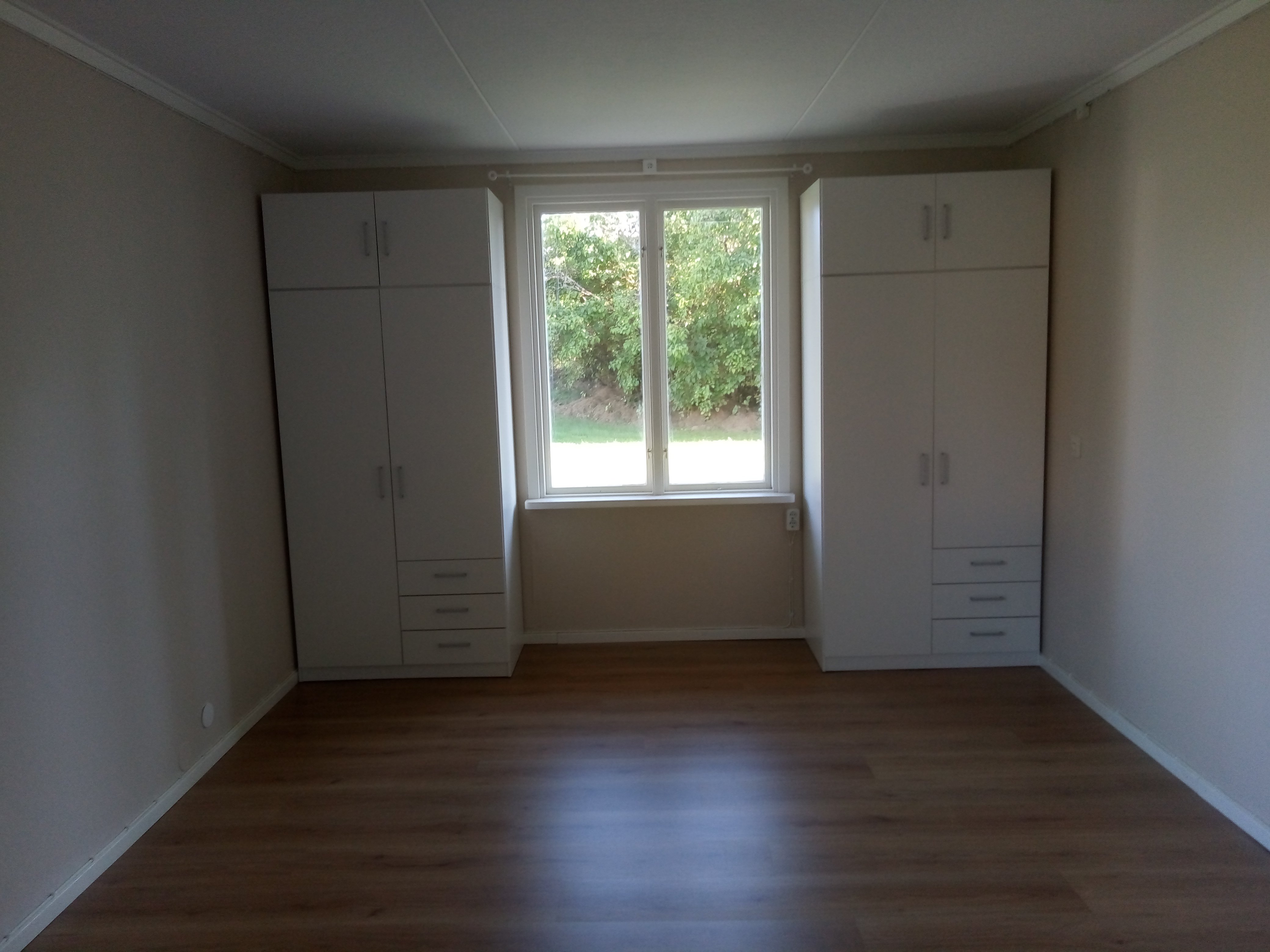 2 rok · 85 m² i Åsbro – bild 3