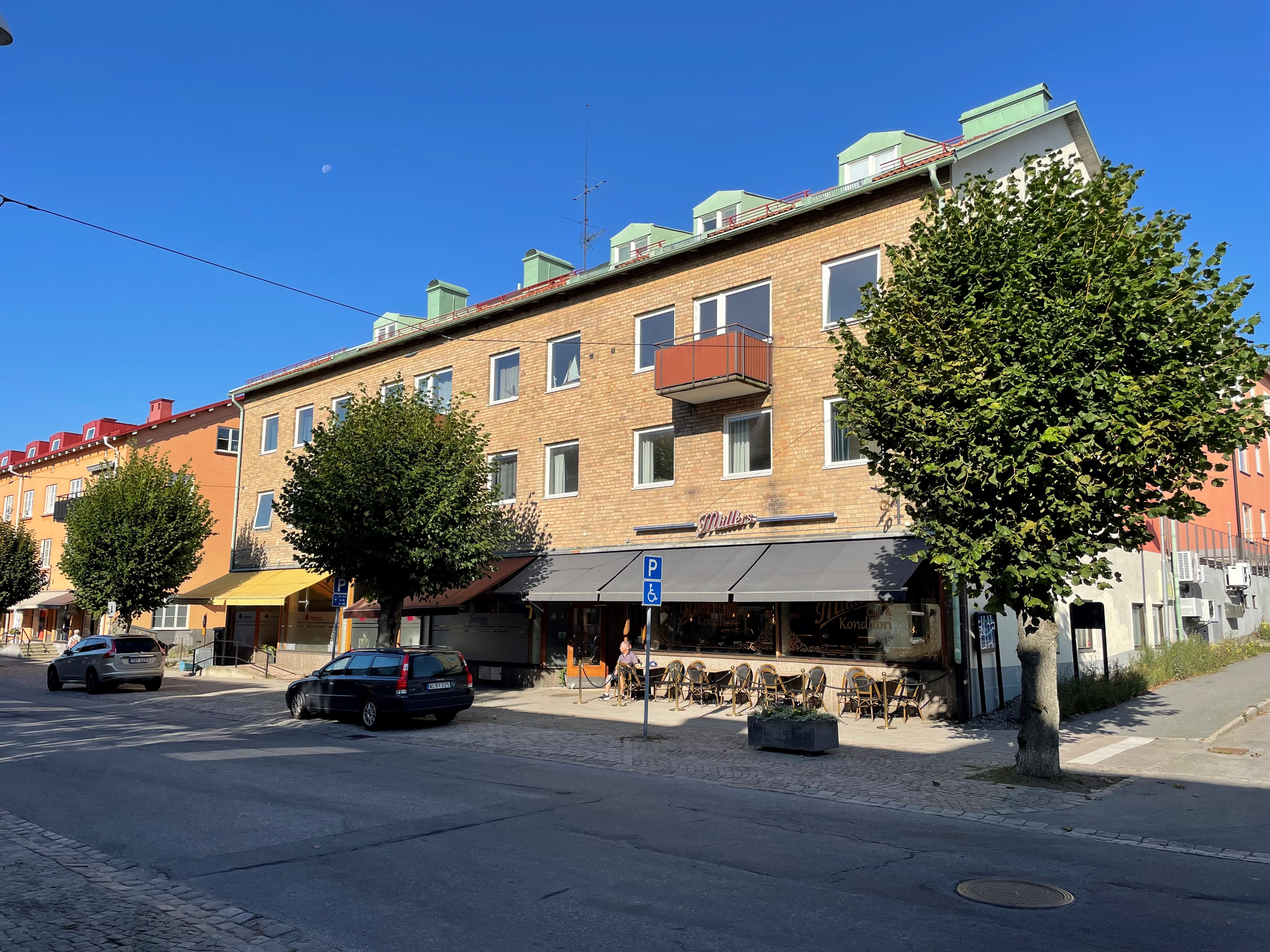 Fredsgatan 13