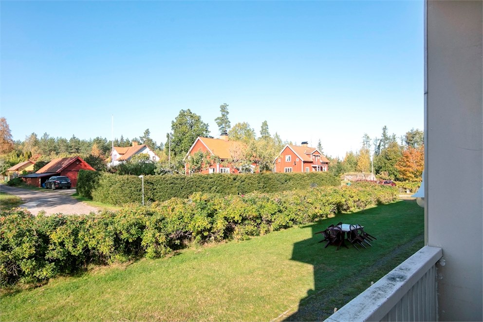 Snickarvägen 16, Brevens bruk