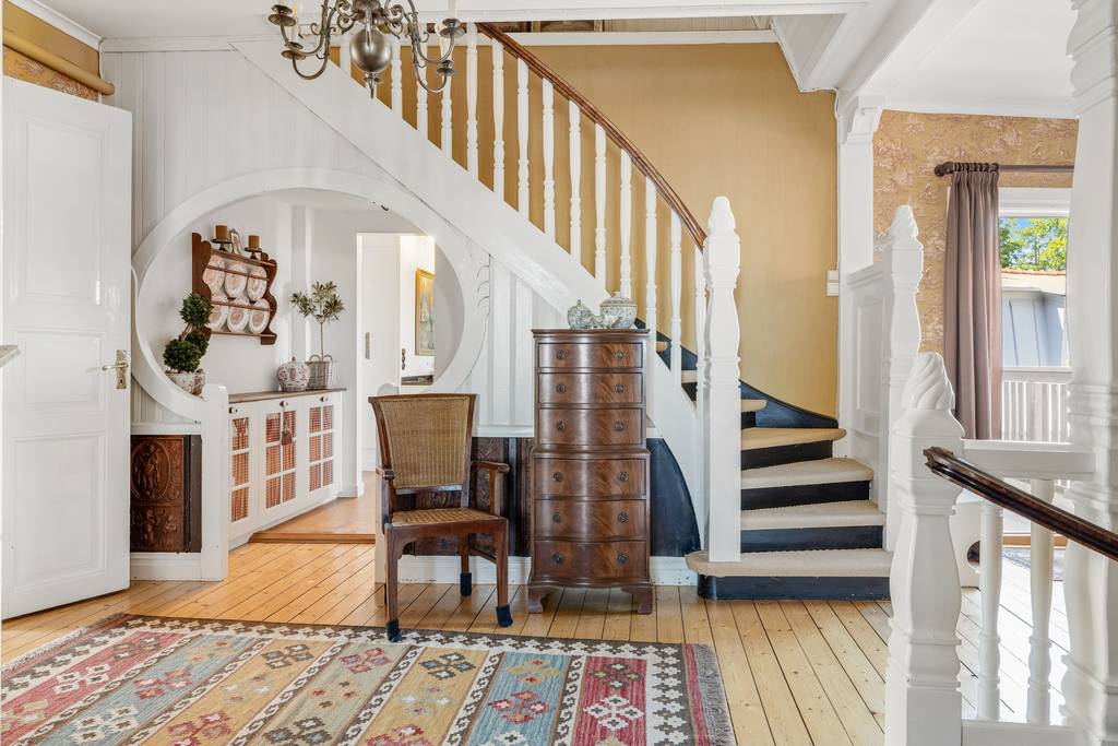 Lägenhet, 7 rooms, 230 sqm, Ystad