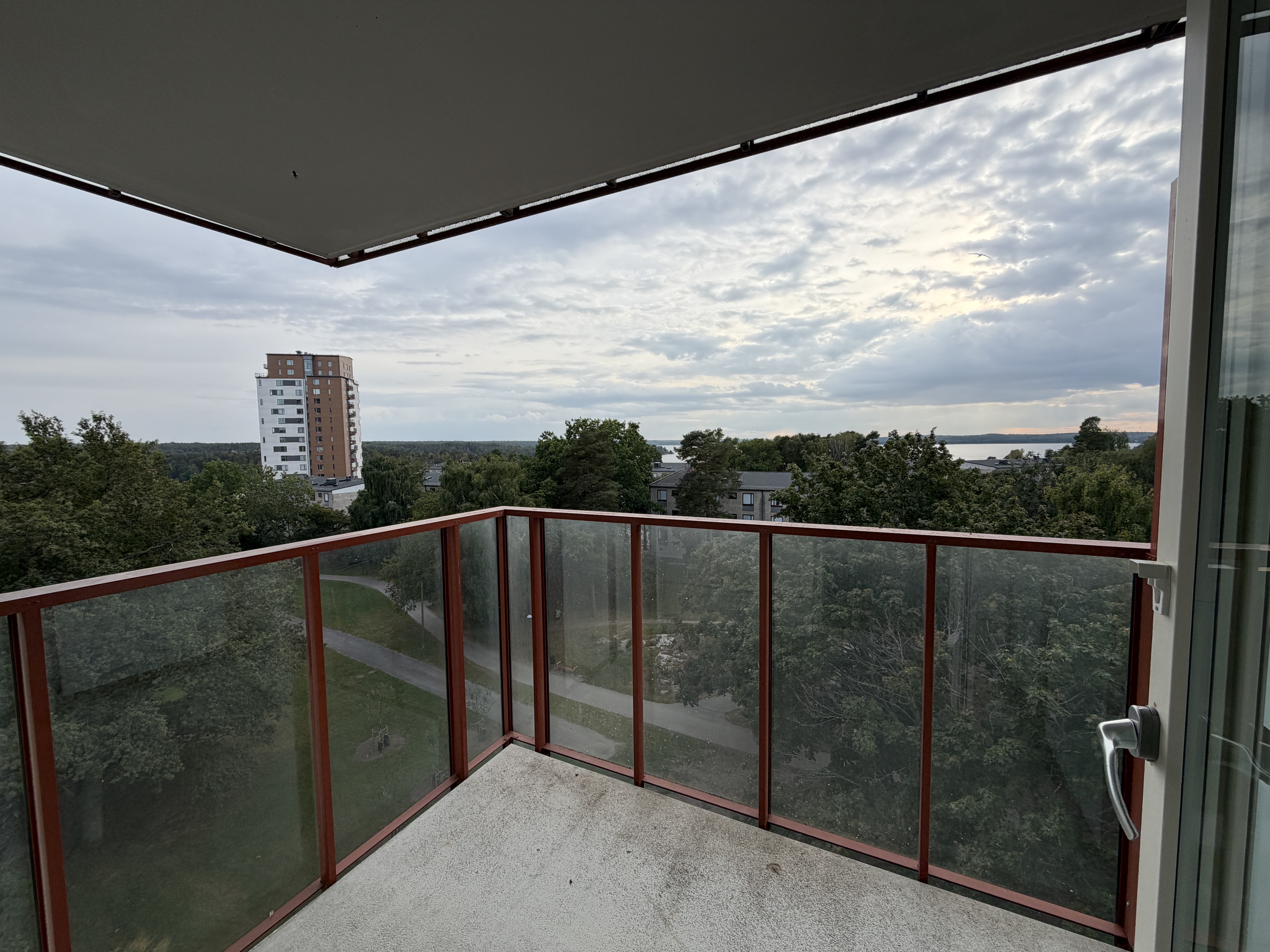 Lägenhet – Stockholm, Hässelby strand - Bild 2