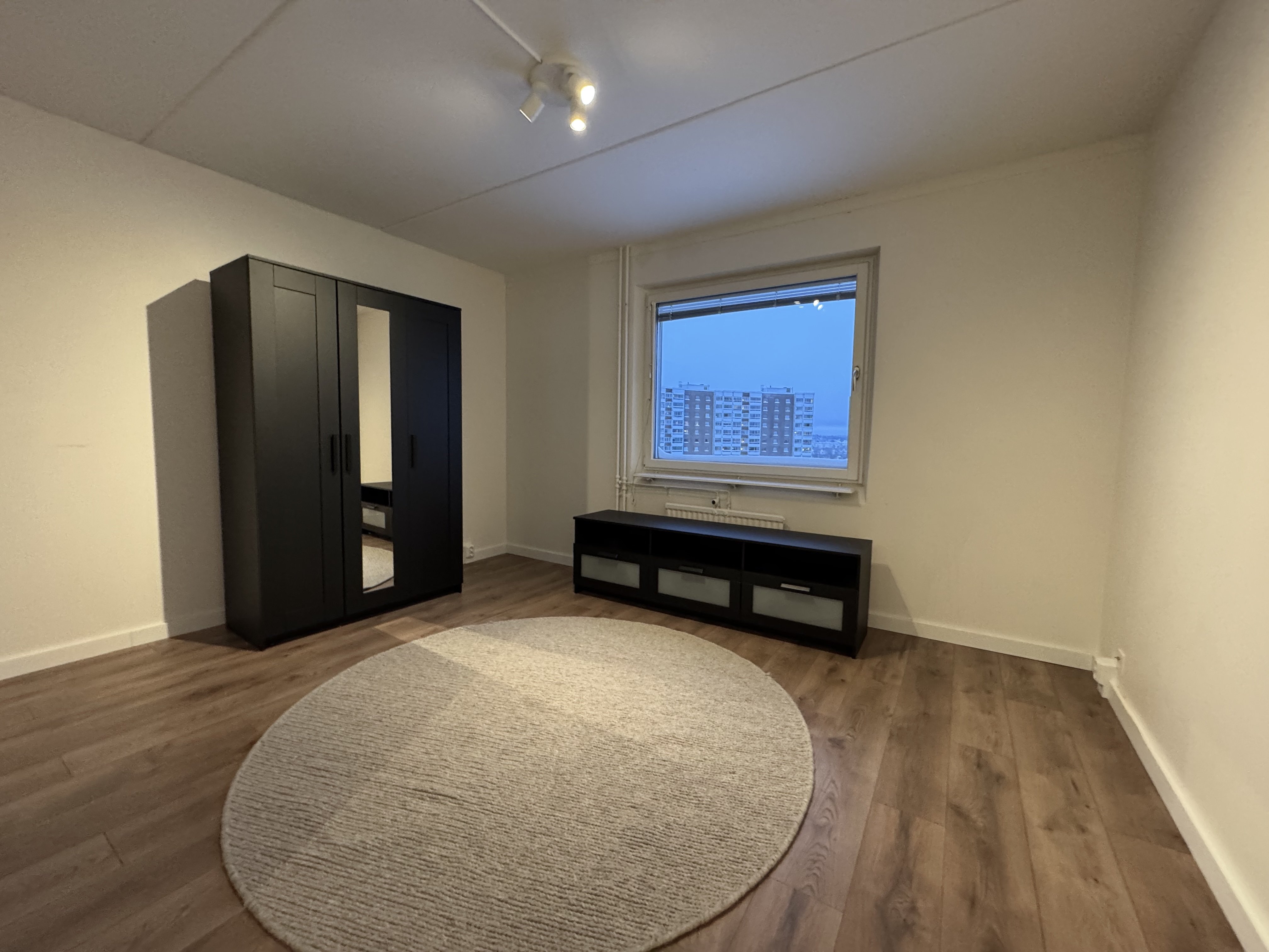 Lägenhet, 2 rum, 25 kvm, Täby