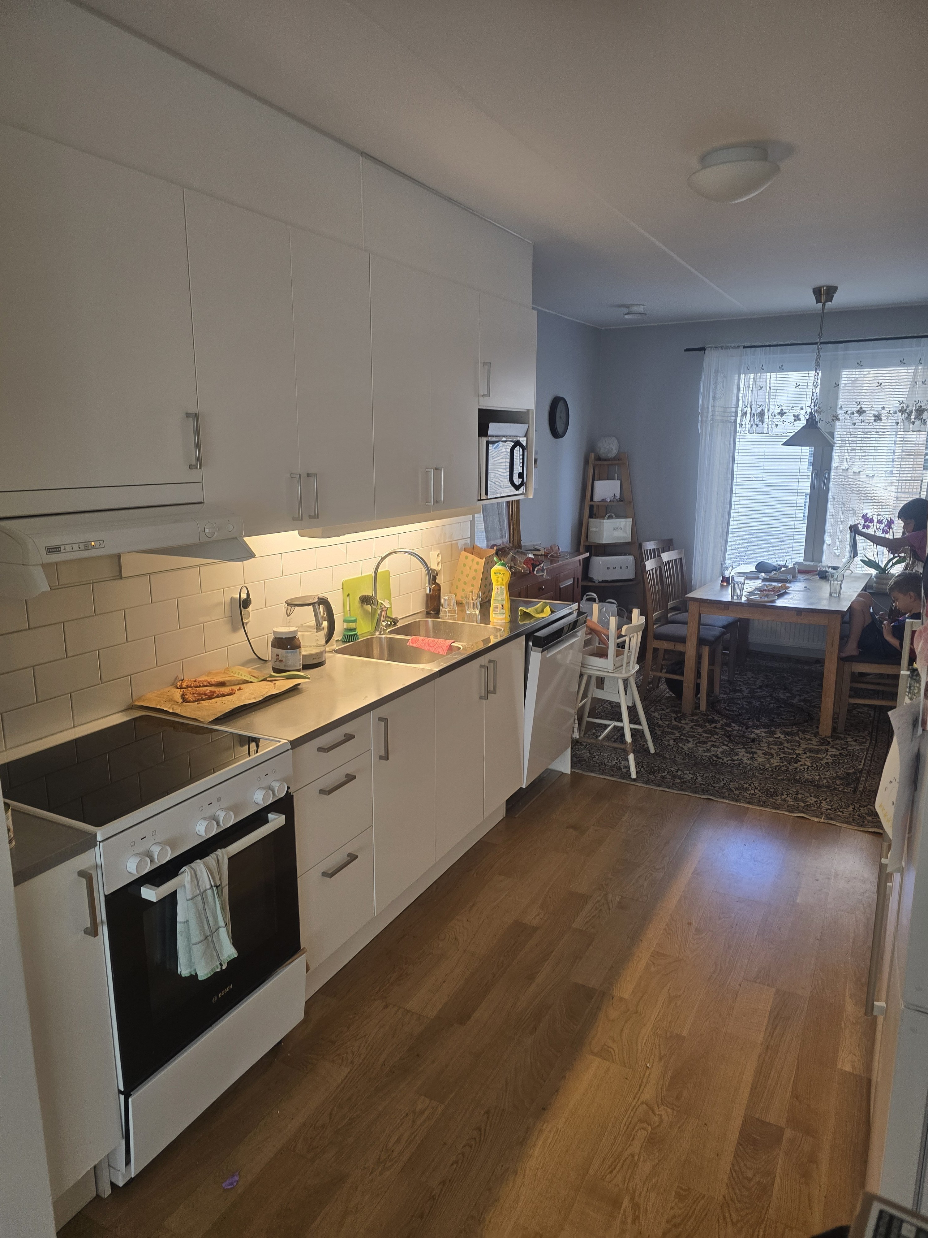 Lägenhet, 4 rum, 92 kvm, Älvsjö