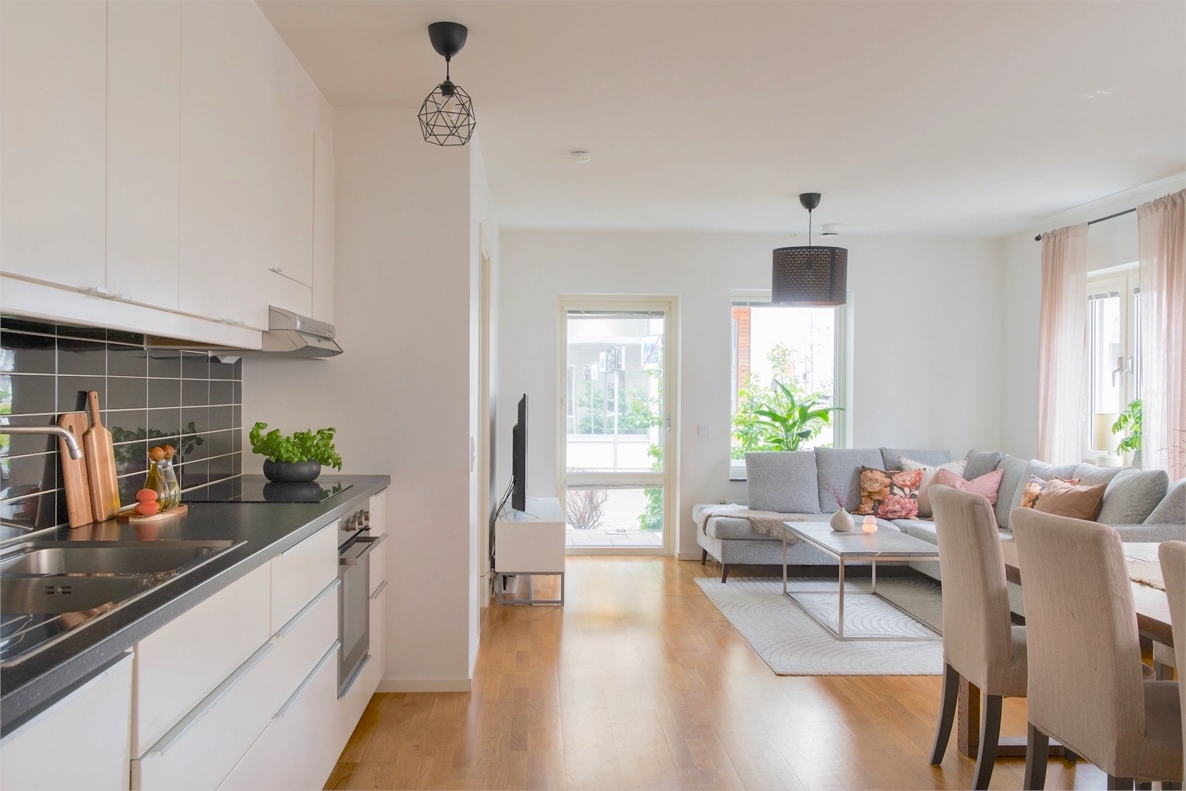 Lägenhet – Malmö, Hyllie, Hyllievång - Bild 2