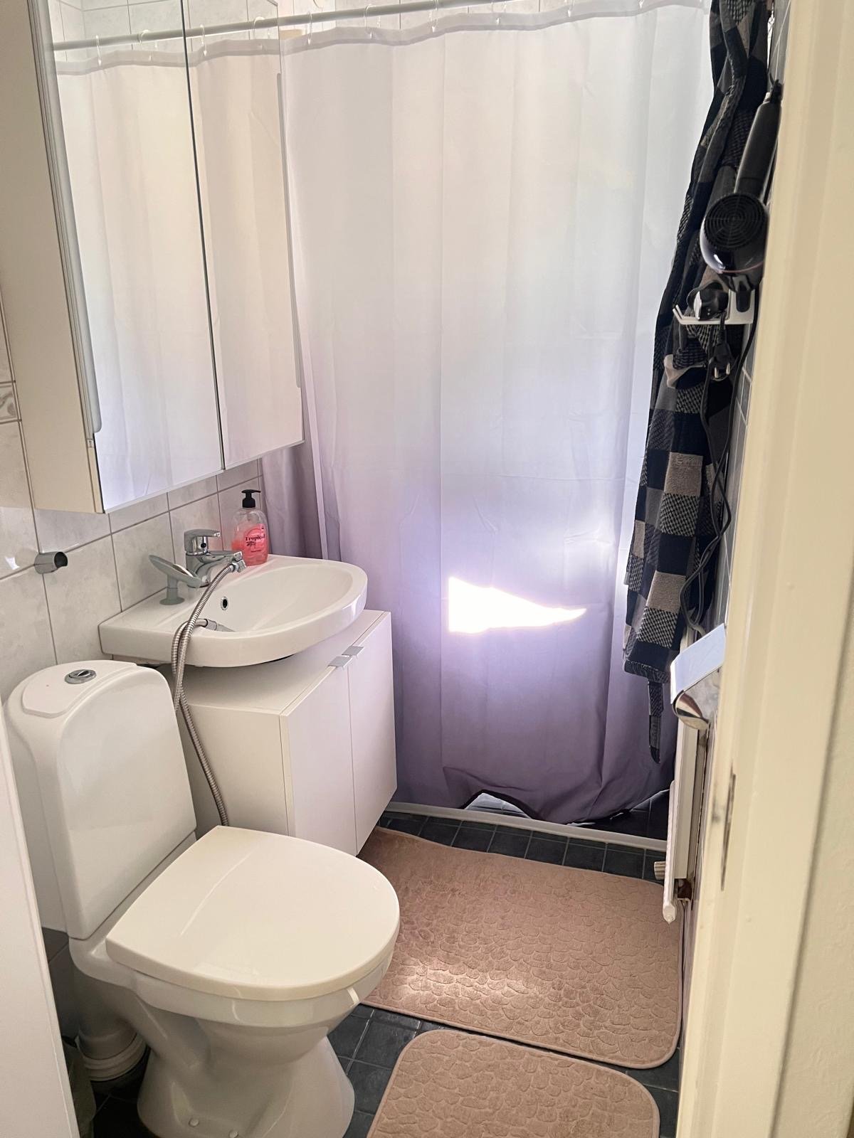 2 rum och kök, Kista — 13 000 kr/mån — bild 2
