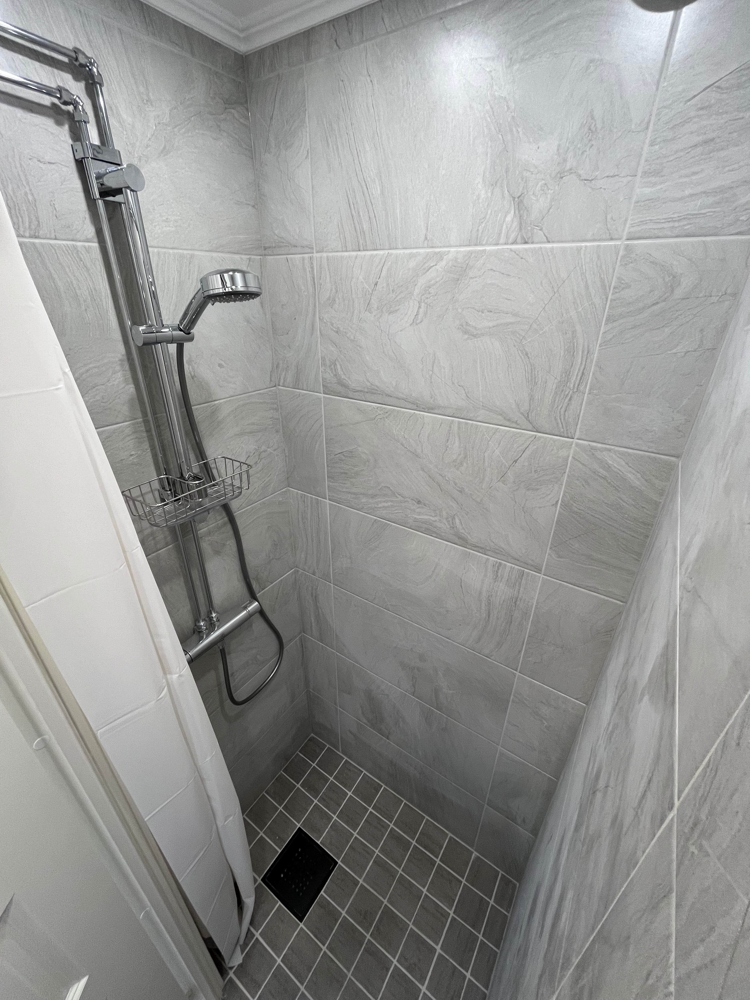 1 rum och kök, Älvsjö — 8 500 kr/mån — bild 2