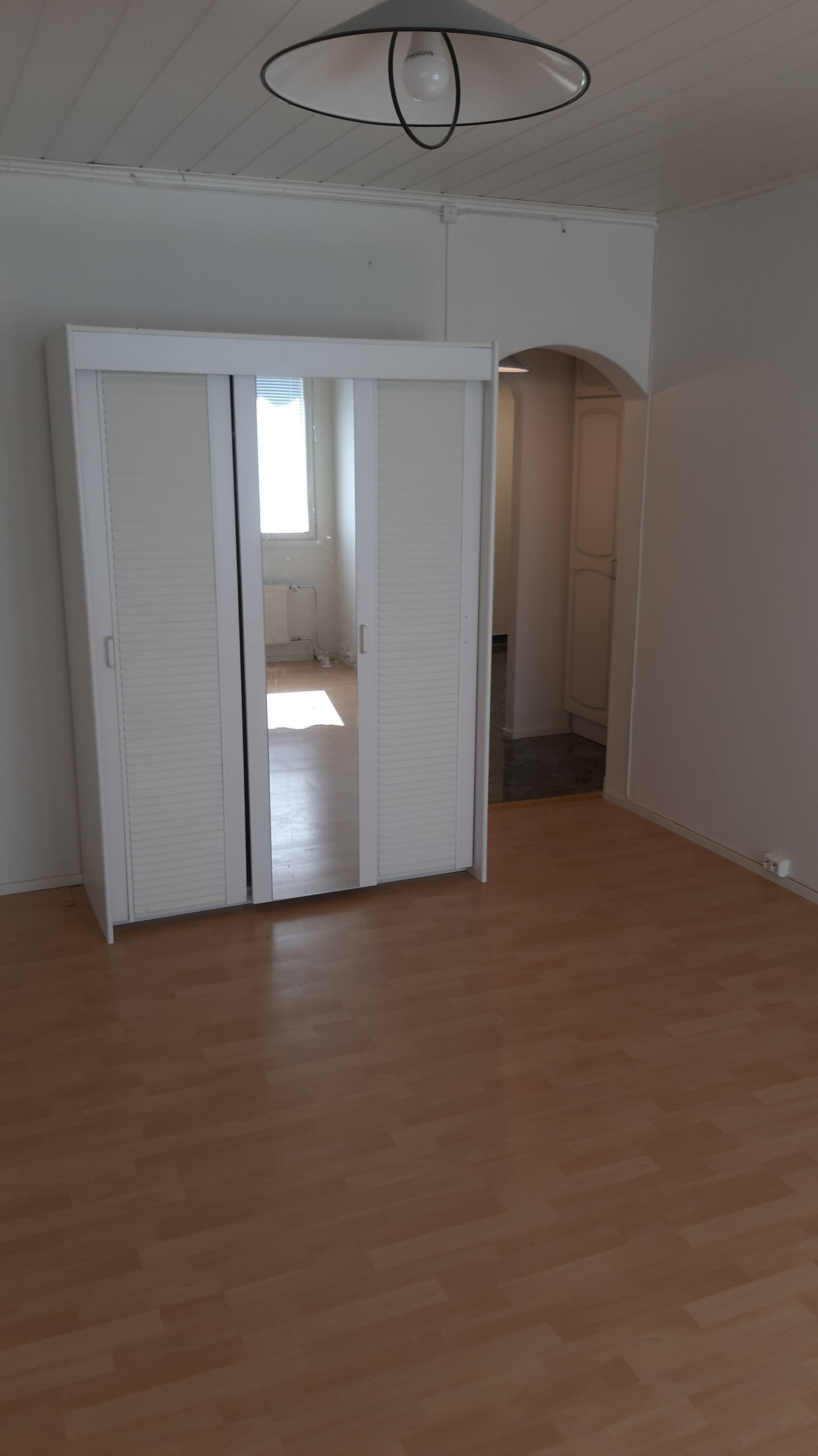 Valoisa ja hyväkuntoinen 50 m² yksiö Turengissa – sähkö sisältyy vuokraan! 3