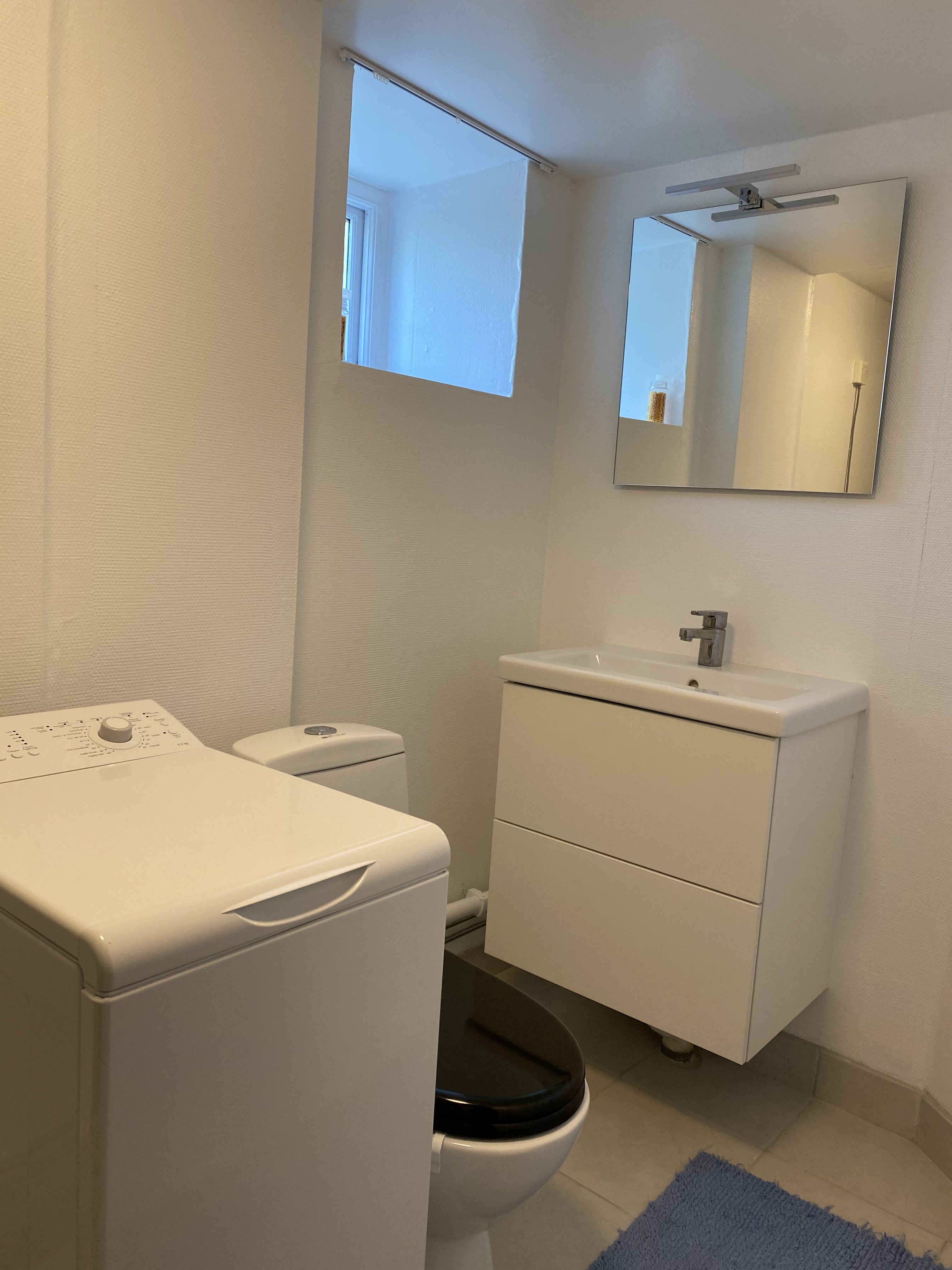 Husbyvägen i Munsö