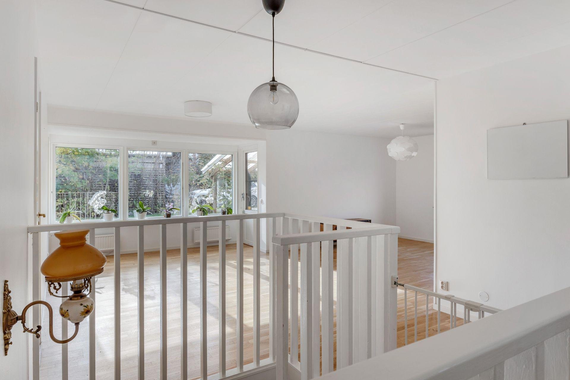 Hus – Täby, Skarpäng - Fler