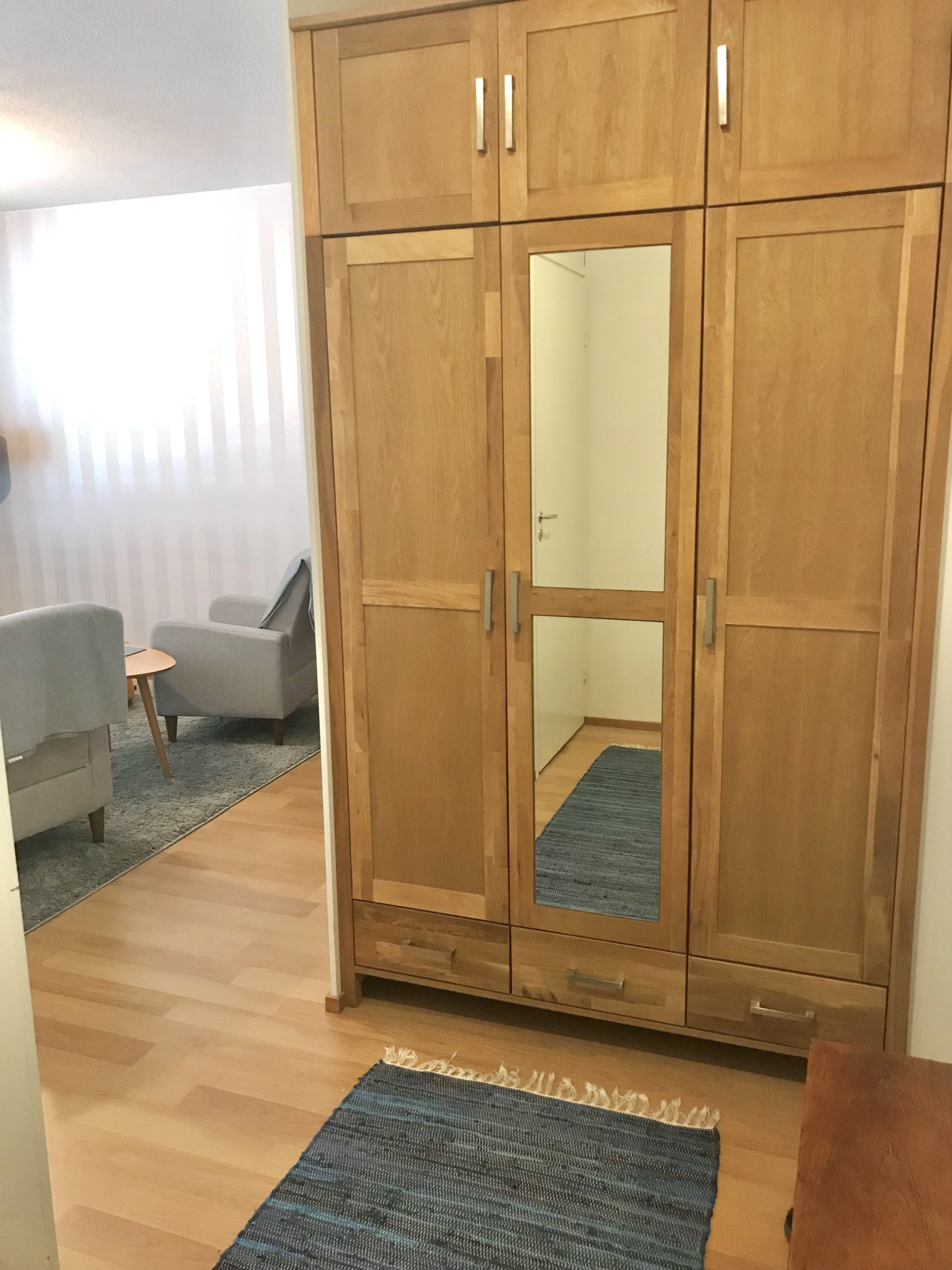 Nätti yksiö lasitetulla parvekkeella 5