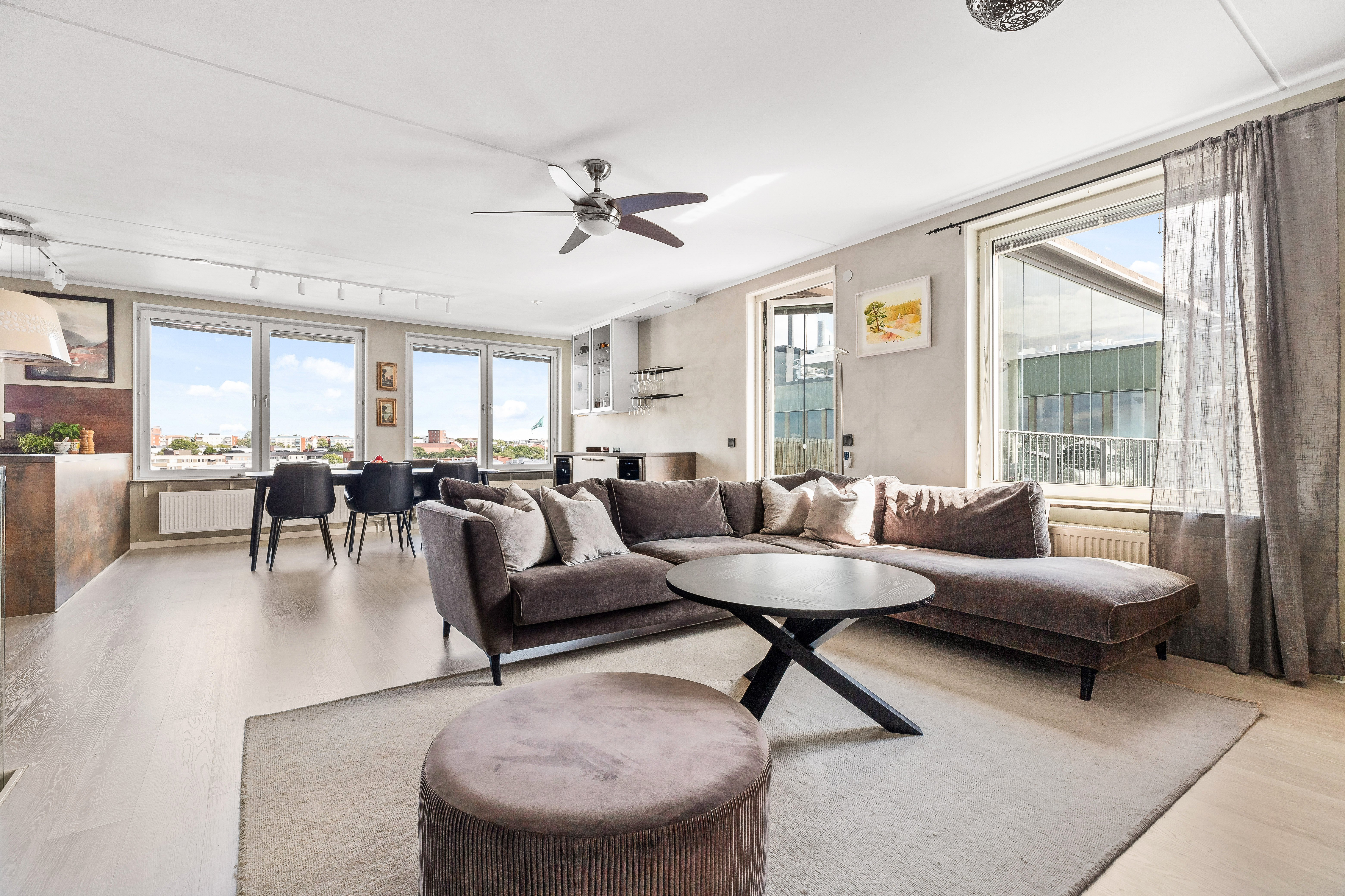 Lägenhet, 4 rooms, 114 sqm, Bromma