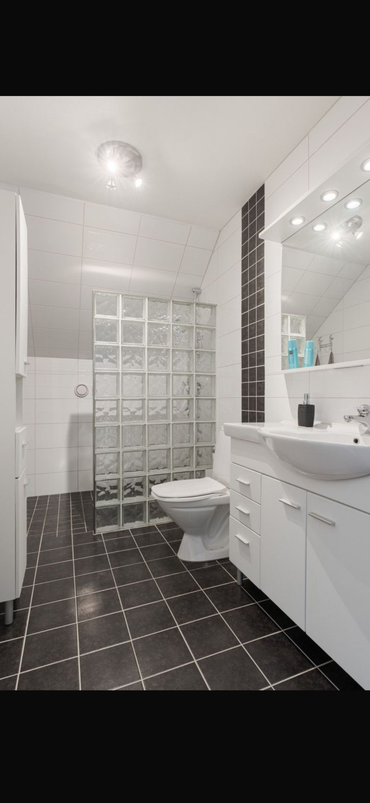 Villa/Hus, 6 rooms, 140 sqm, Mellansel