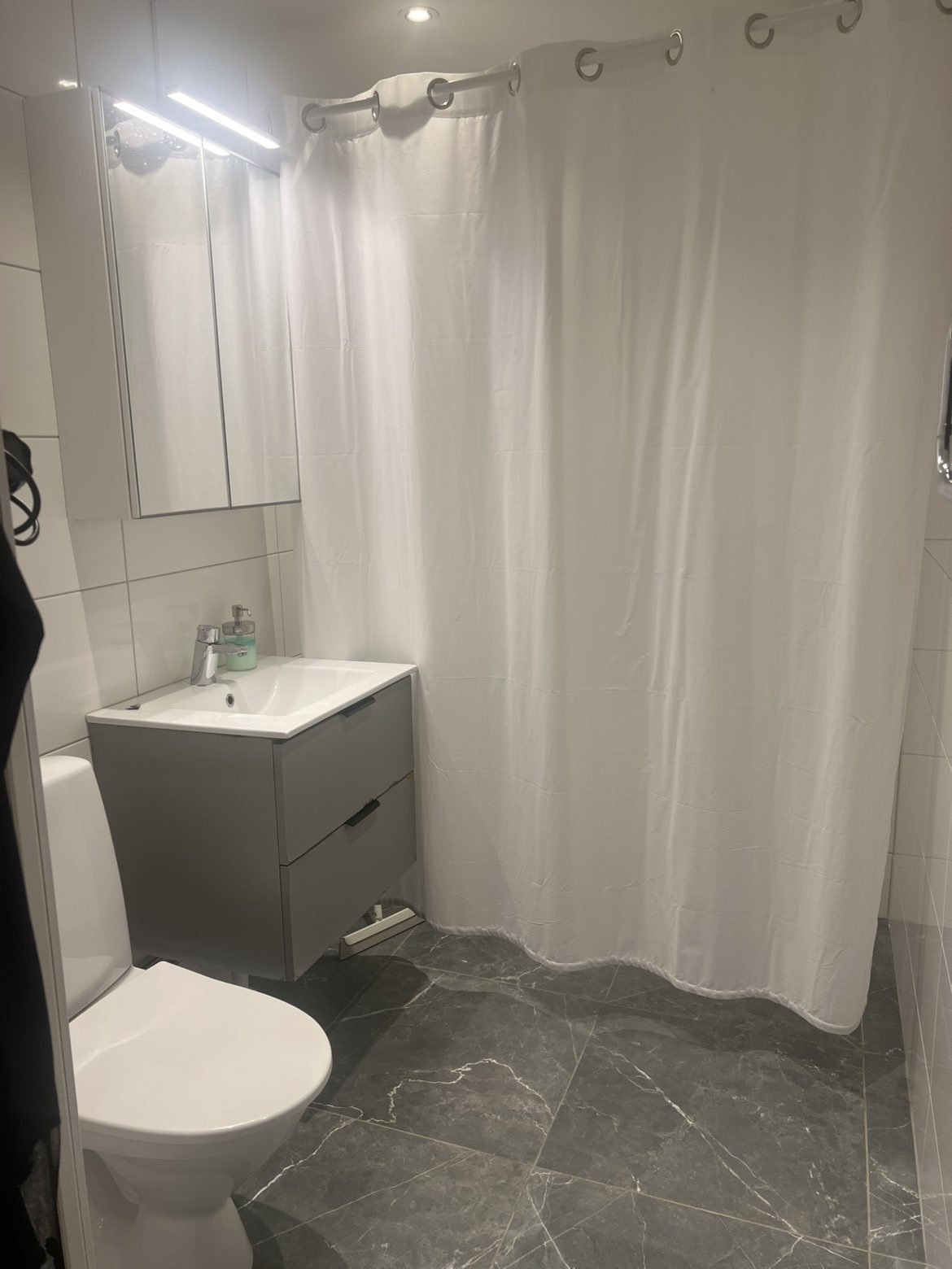 1.5 rum och kök, Kista, 11 000 kr/mån, bild 2