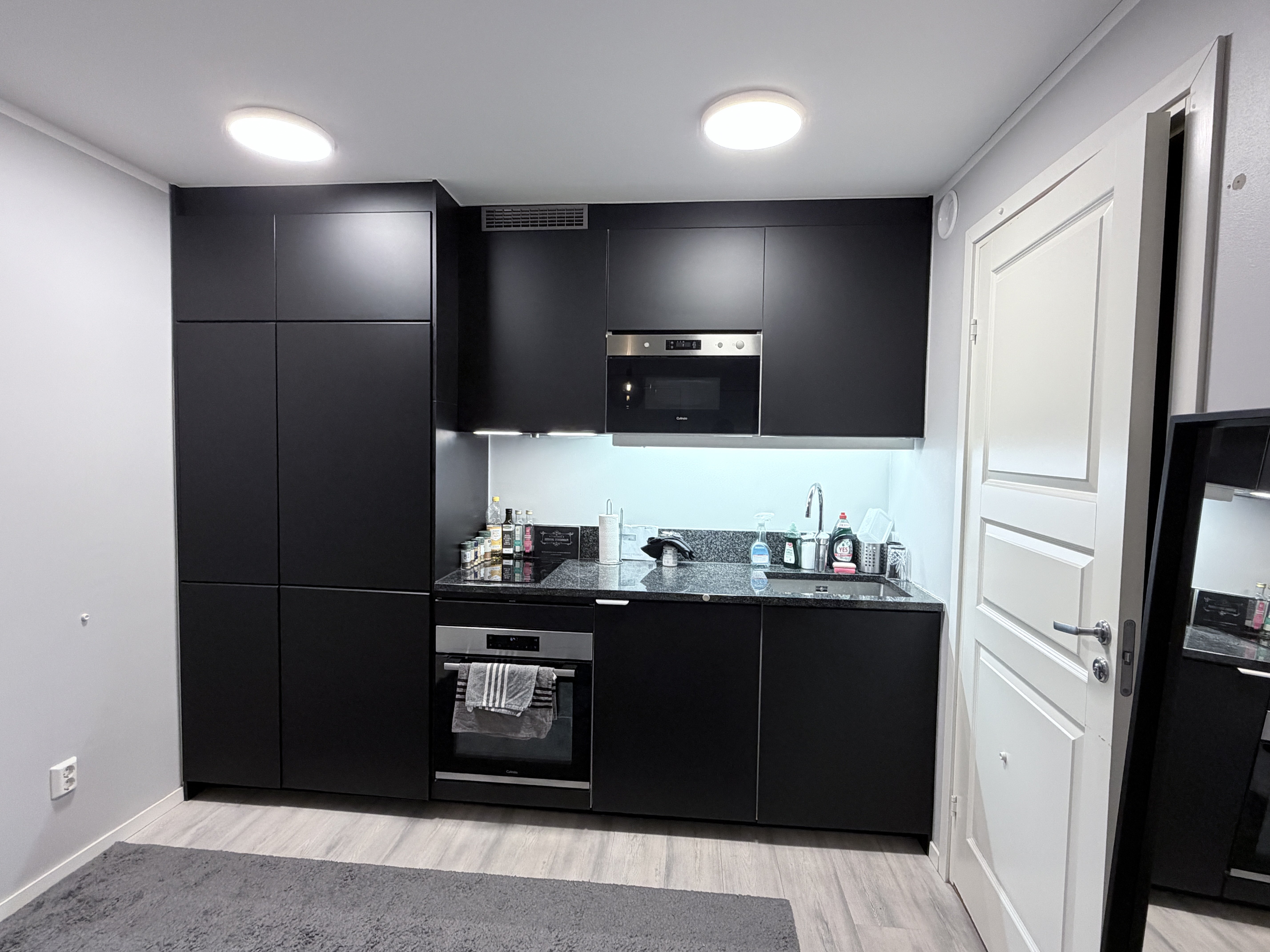 Vårbergsvägen, Skärholmen — photo 5