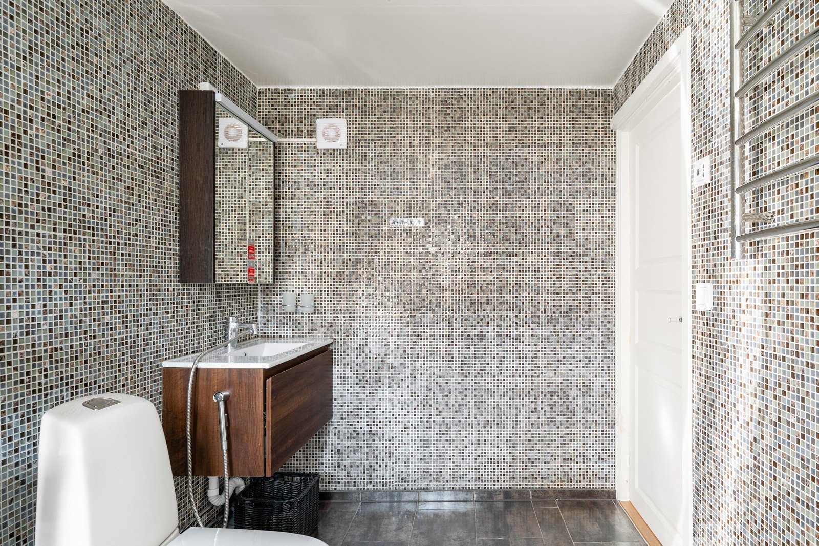 2 rok · 30 m² i Täby – bild 7