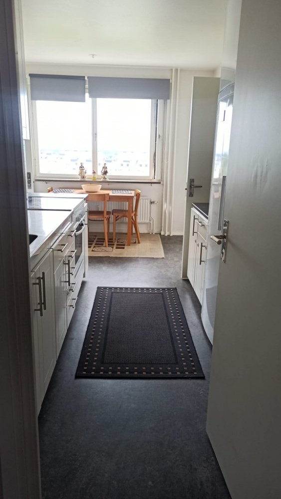 2 rum och kök, Skärholmen — 12 500 kr/mån — bild 4