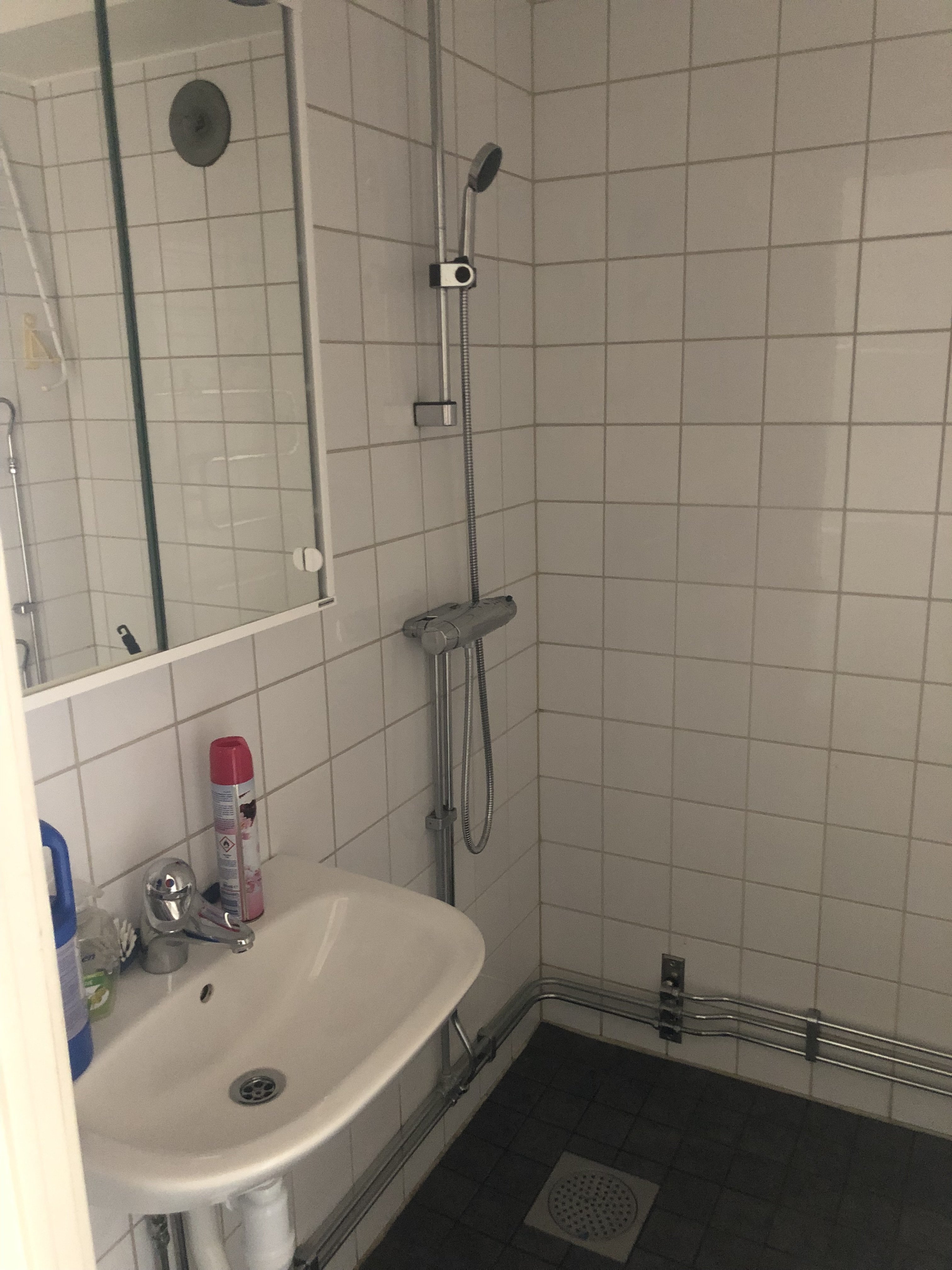 1 rum och kök, Skärholmen — 9 000 kr/mån — bild 5