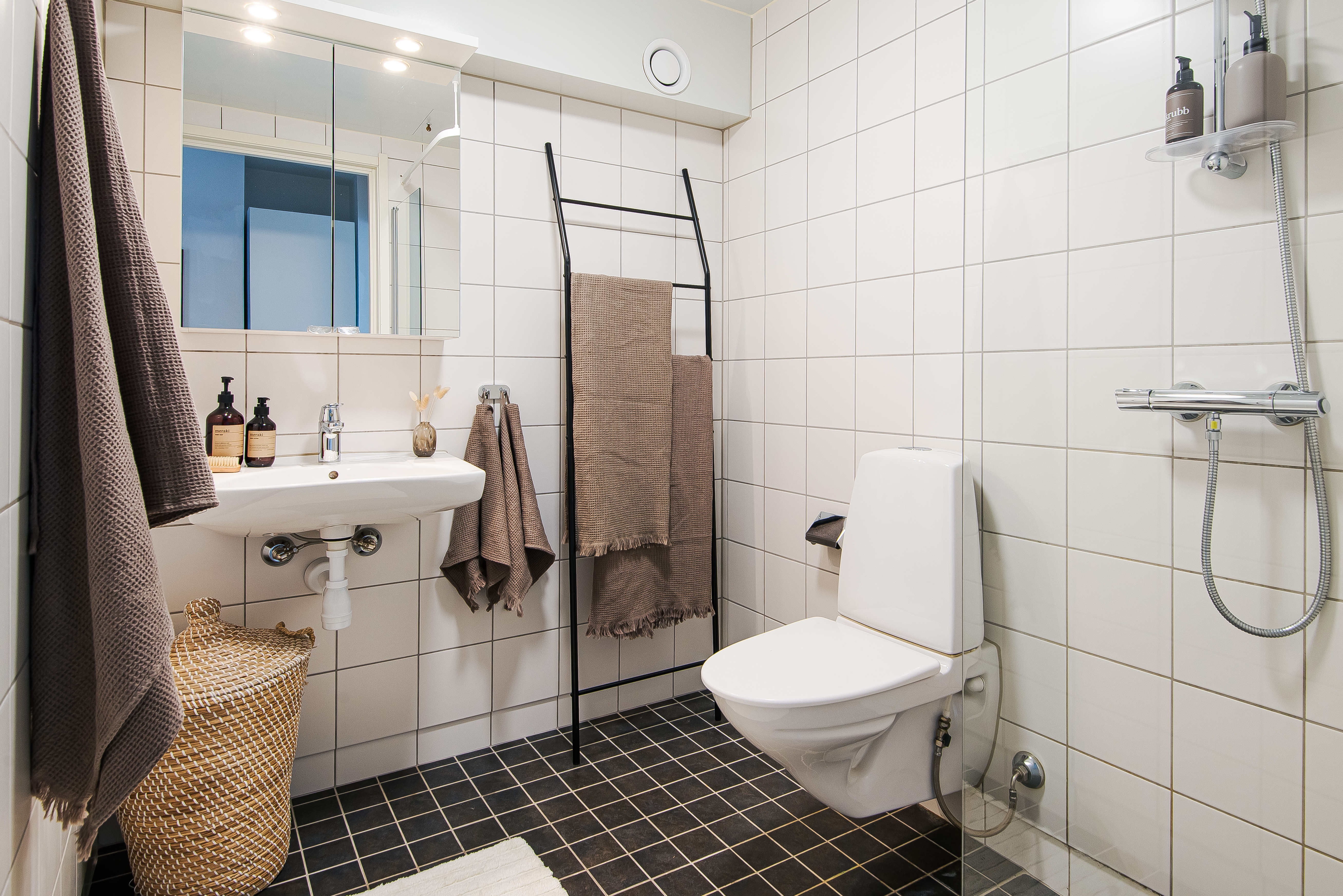 Lägenhet, 1 rooms, 25 sqm, Sollentuna