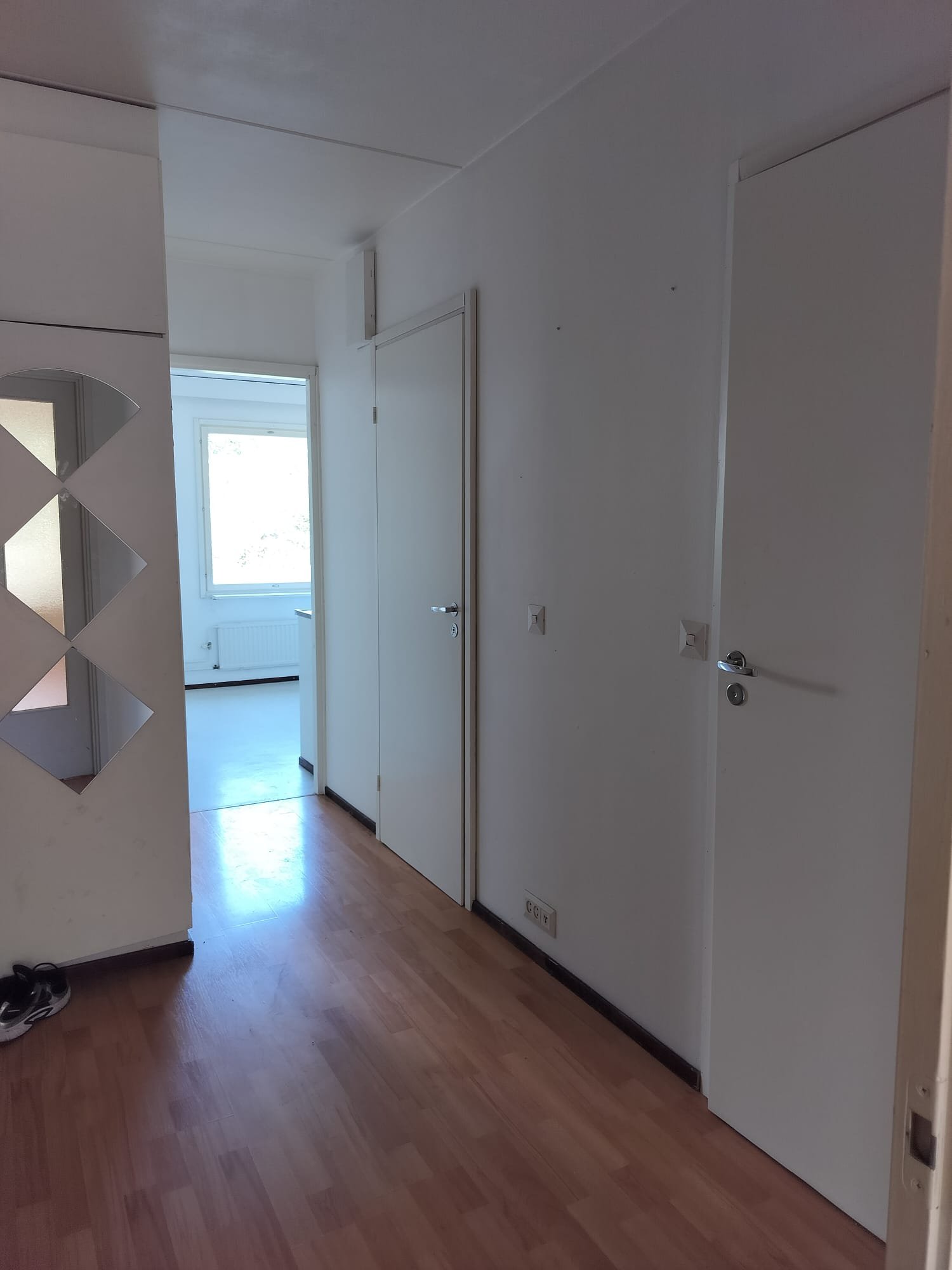 Tilava 77 m² koti Nurmijärvellä – 3h, toimiva keittiö ja juuri remontoitu WC 5