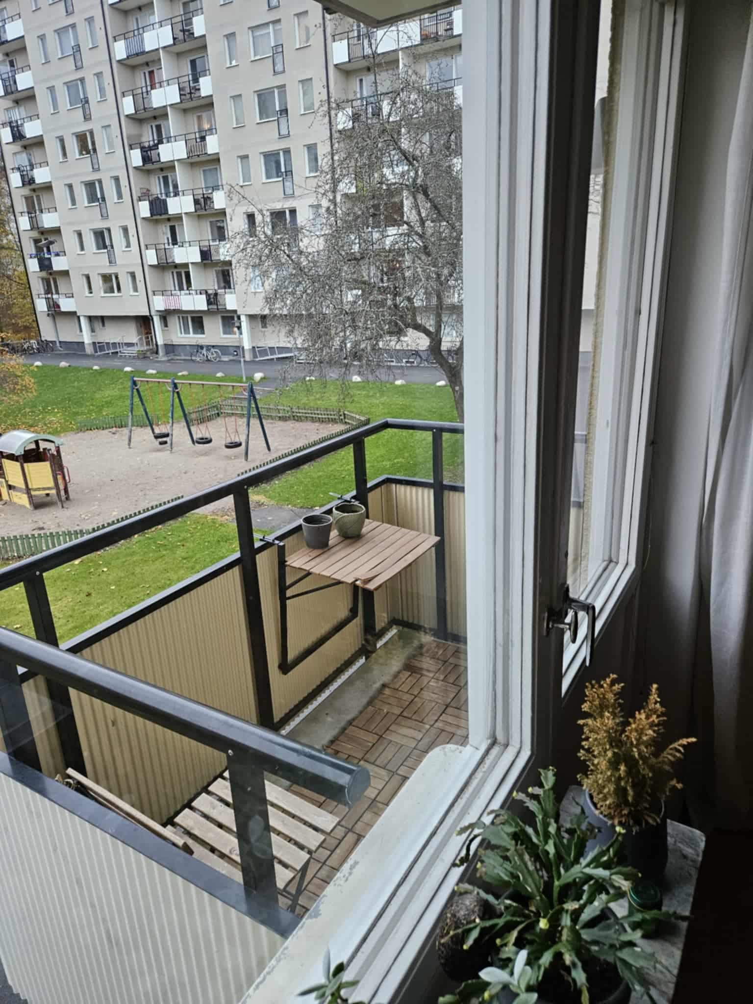 Persikogatan, Hässelby — photo 2