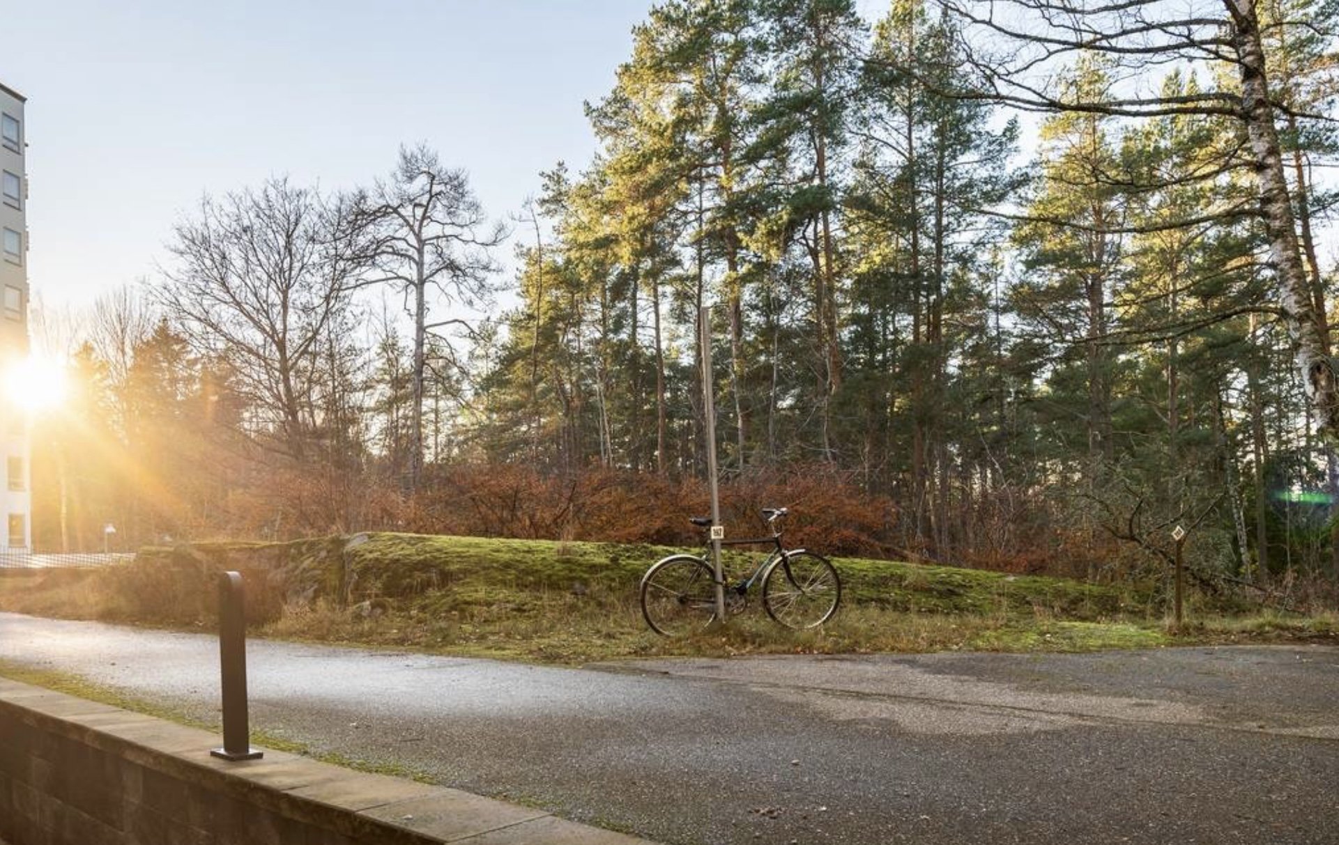2 rum och kök, Bromma — 11 400 kr/mån — bild 2