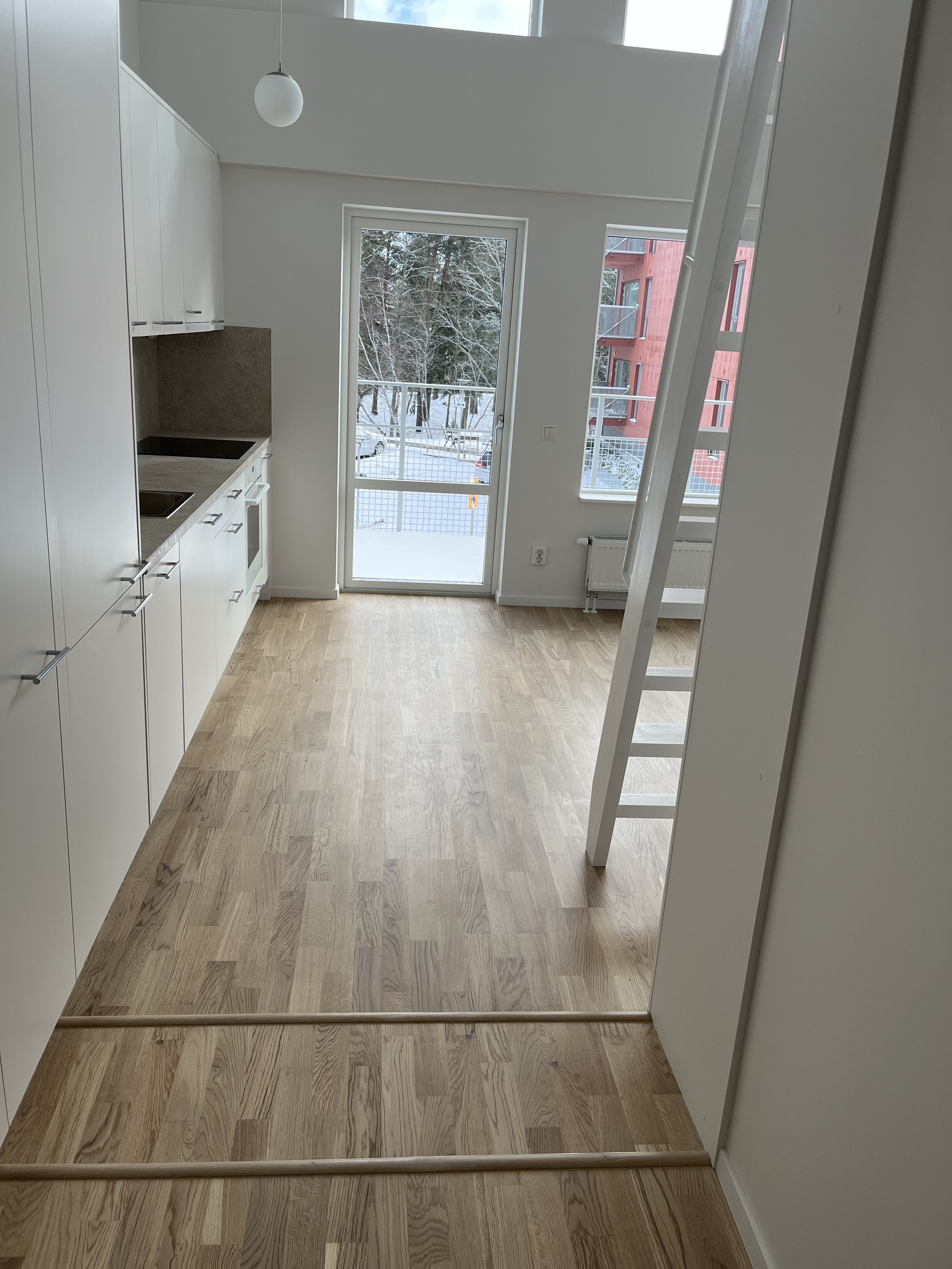 1.5 rum och kök, Hässelby — 9 500 kr/mån — bild 2