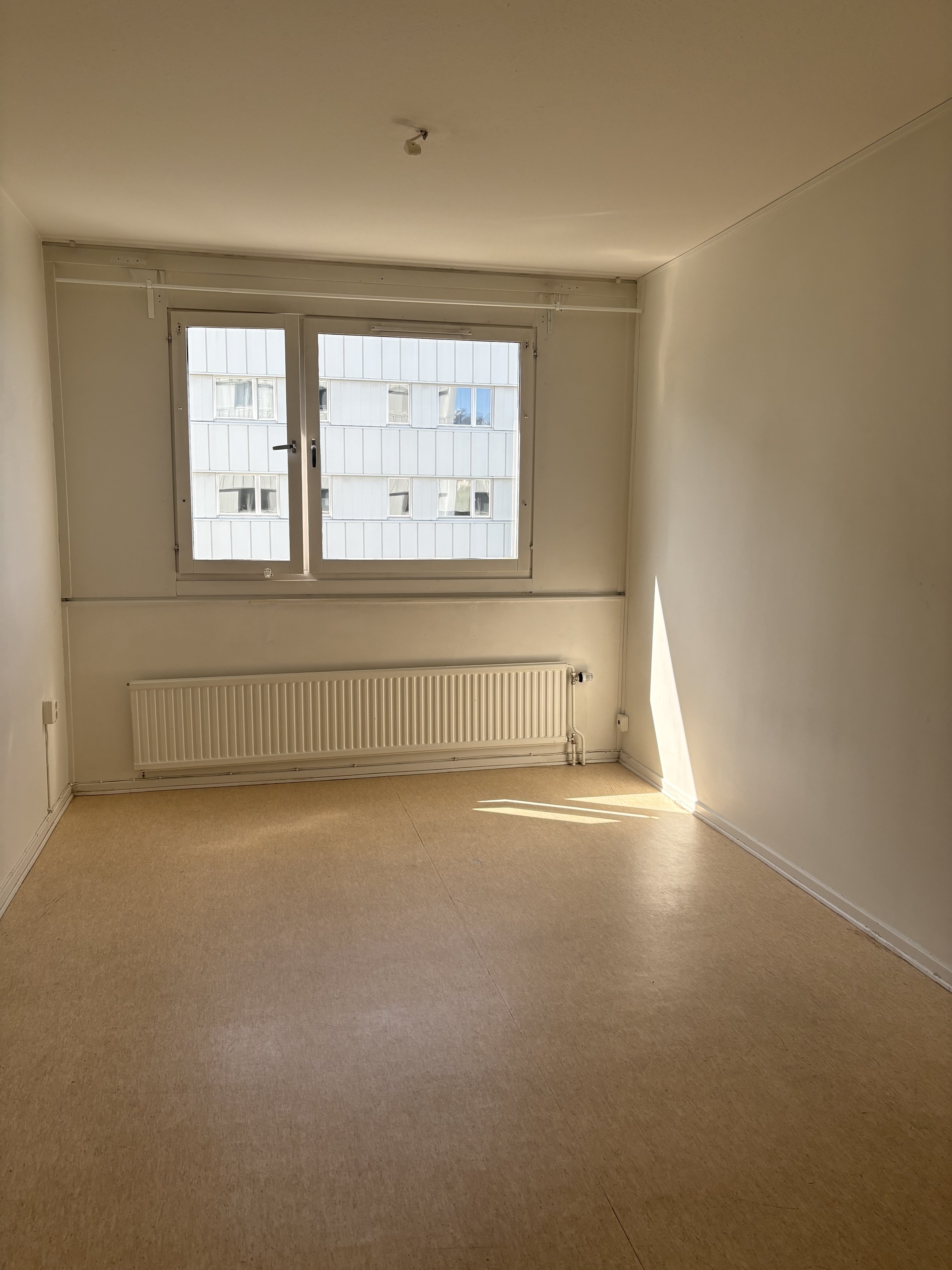 Lägenhet – Stockholm, Gärdeshöjden, Ladugårdsgärdet - Bild 4
