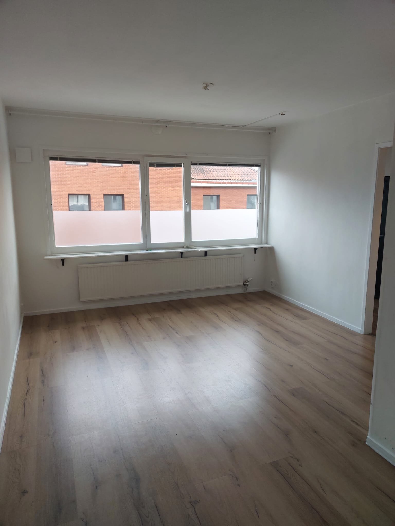 Hjälmarvägen , Örebro — photo 4