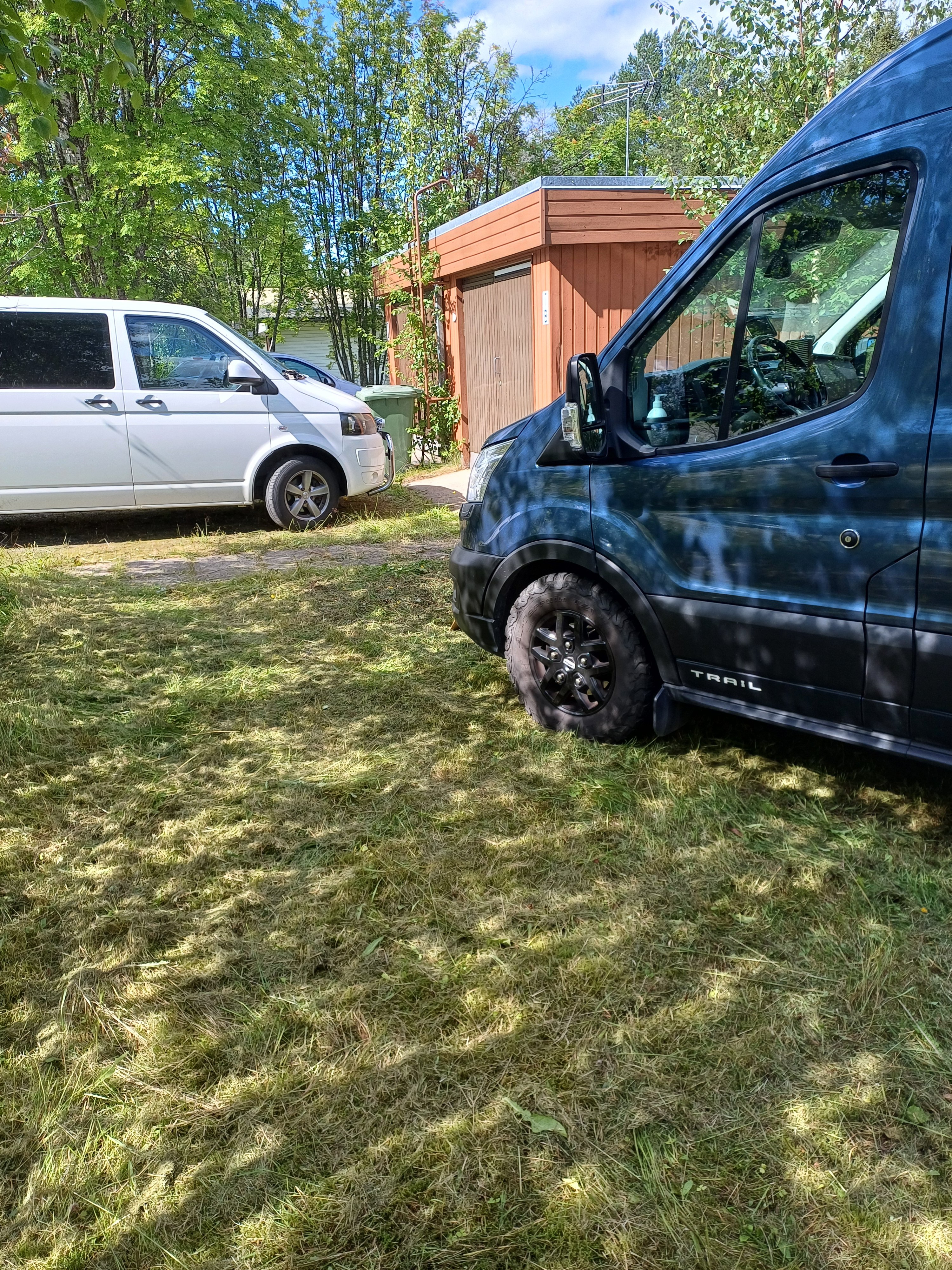 Paritalo Kuhmosta keskustaan 1km 5